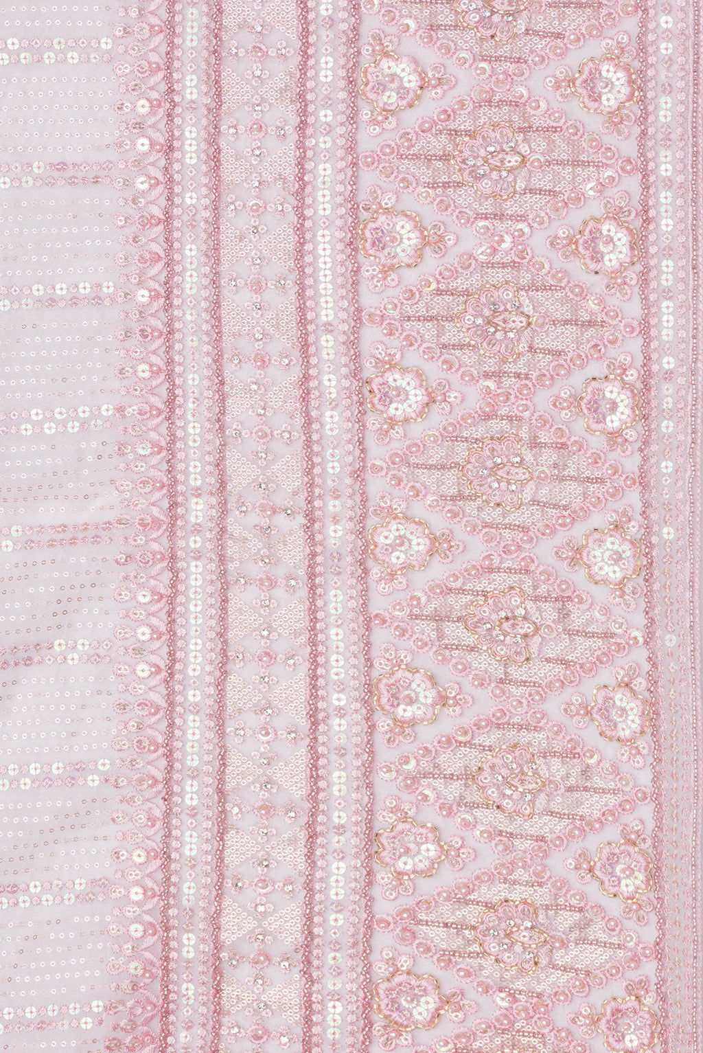 Border image of Pink Dual Tone Organza Silk Saree with Embroidery on the body and Embroidery Border. 