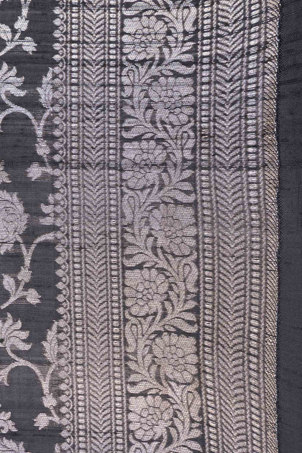 Border image of Black Dual Tone Raw Silk Saree with Zari Brocade on the body and Zari Border