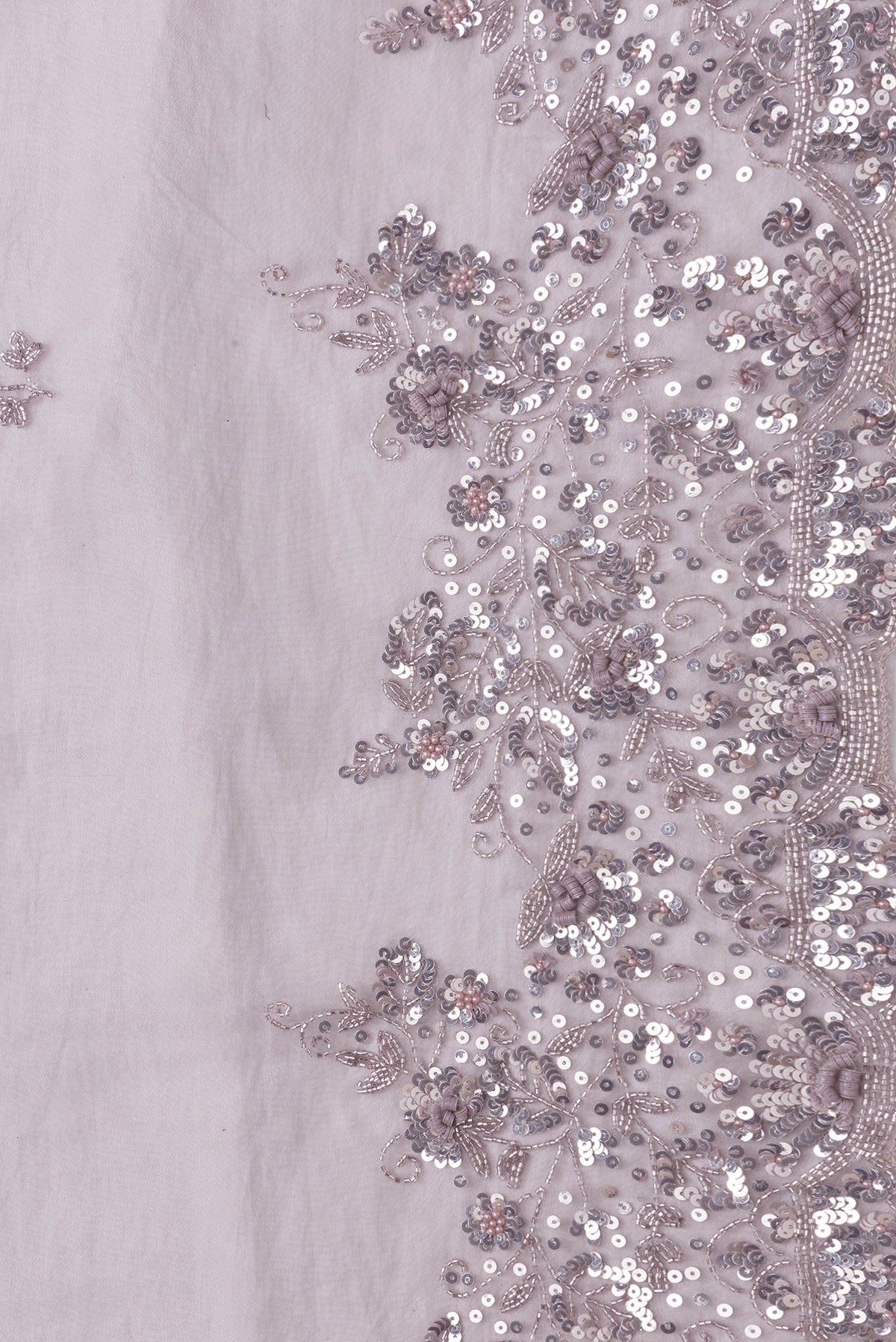 Border image of Lilac Dual Tone Organza Silk Saree with Embroidery on the body and Embroidery Border. 