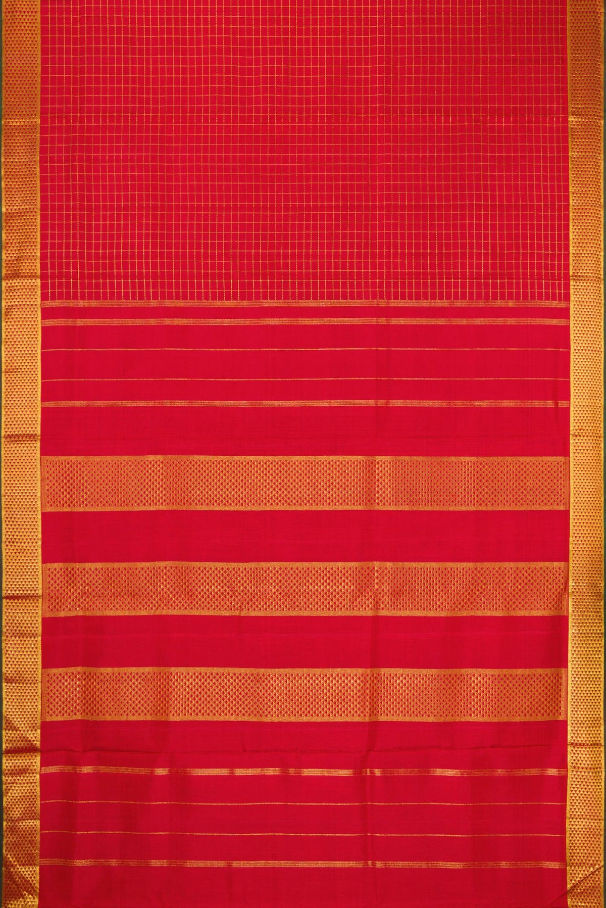 Flat view of Red Dual Tone Kanchipuram Silk Nine Yards Saree with Checked design on the body and Zari Border. 