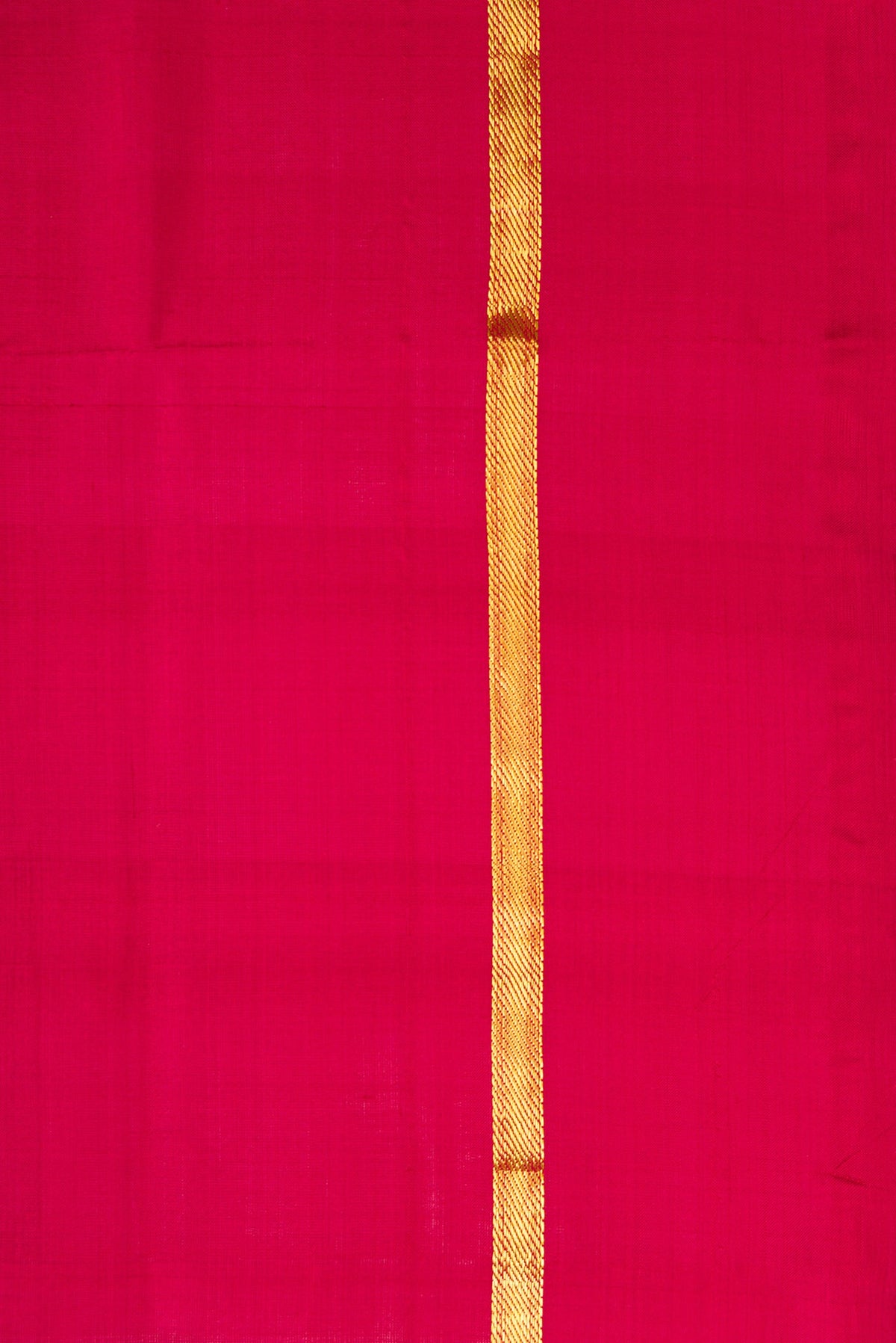 Border image of Maroon Dual Tone Kanchipuram Silk Nine Yards Saree with Plain Body and Zari Border. 