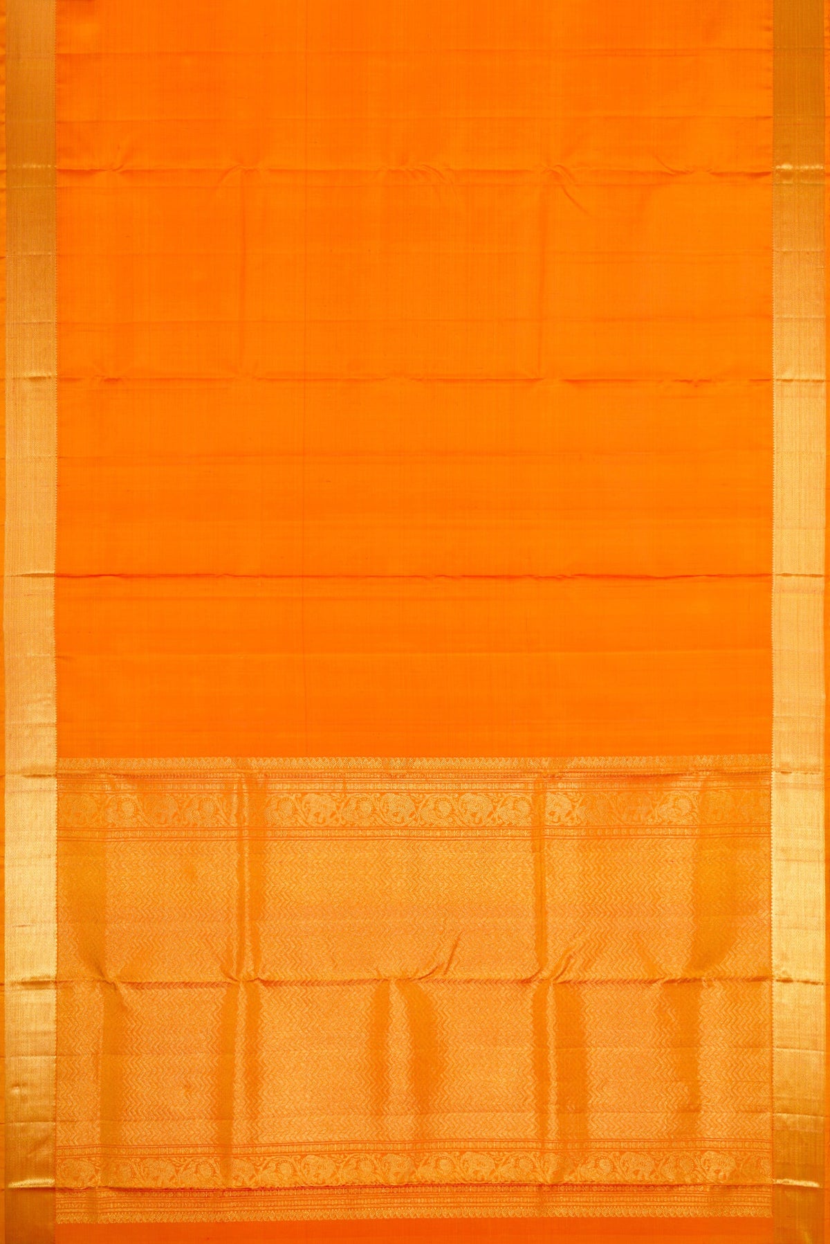 Flat view of Orange Dual Tone Kanjivaram Silk Nine Yards Saree with Plain Body and Zari Border. 