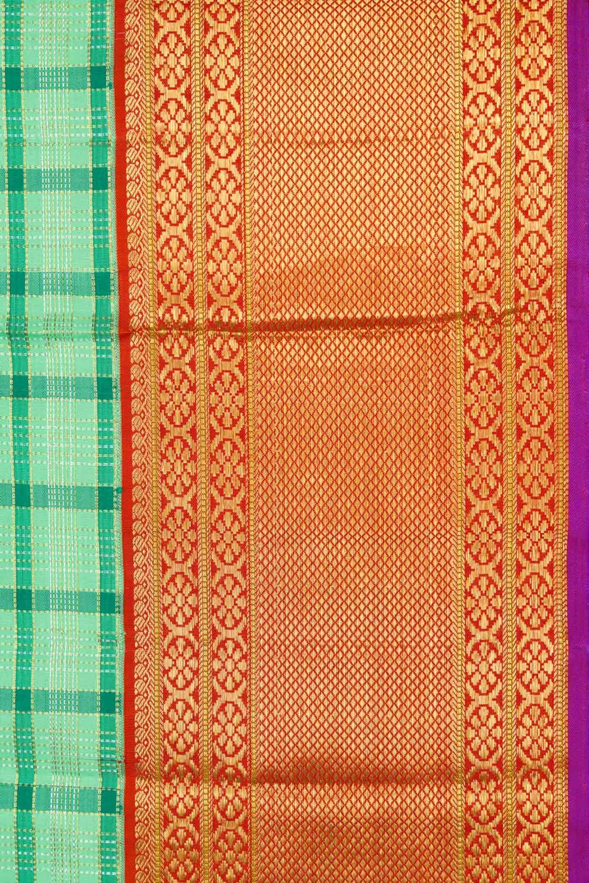 Border image of Pure Silk Pure Zari Sea Green Dual Tone Kanchipuram Saree with Checked design on the body and Zari Border