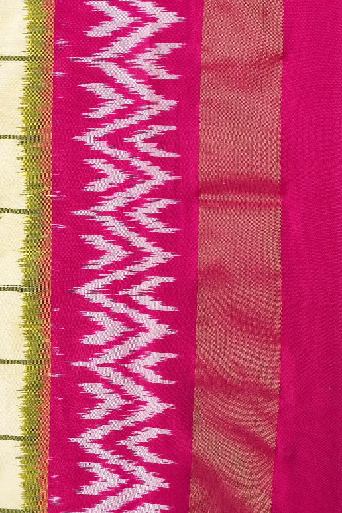 Border image of Mehandi Green Dual Tone Double Ikat Saree with Ikat Print on the body and Ikat Border. 