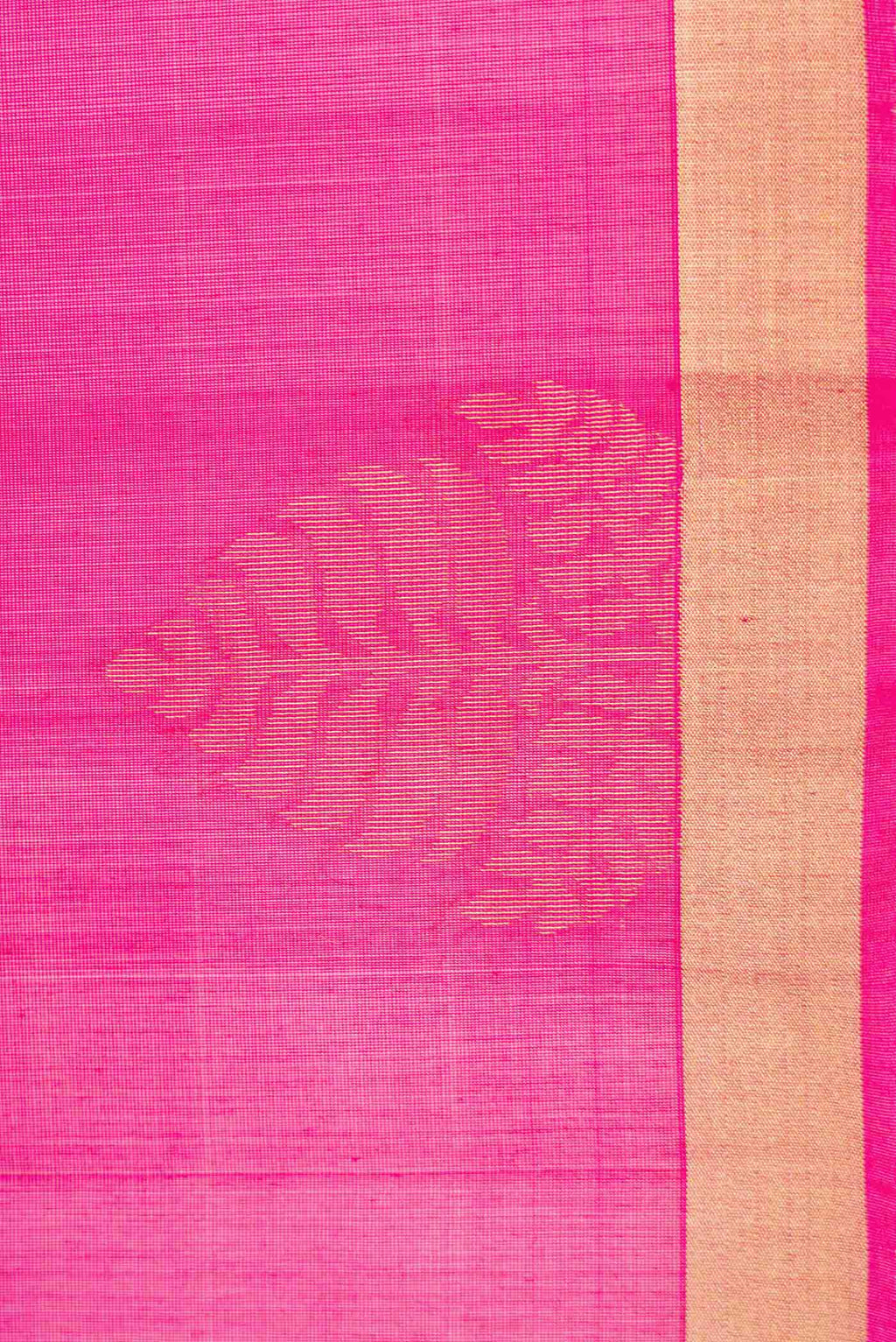 Border image of Pink Dual Tone Silk Cotton Saree with Zari Butta on the body and Zari Border