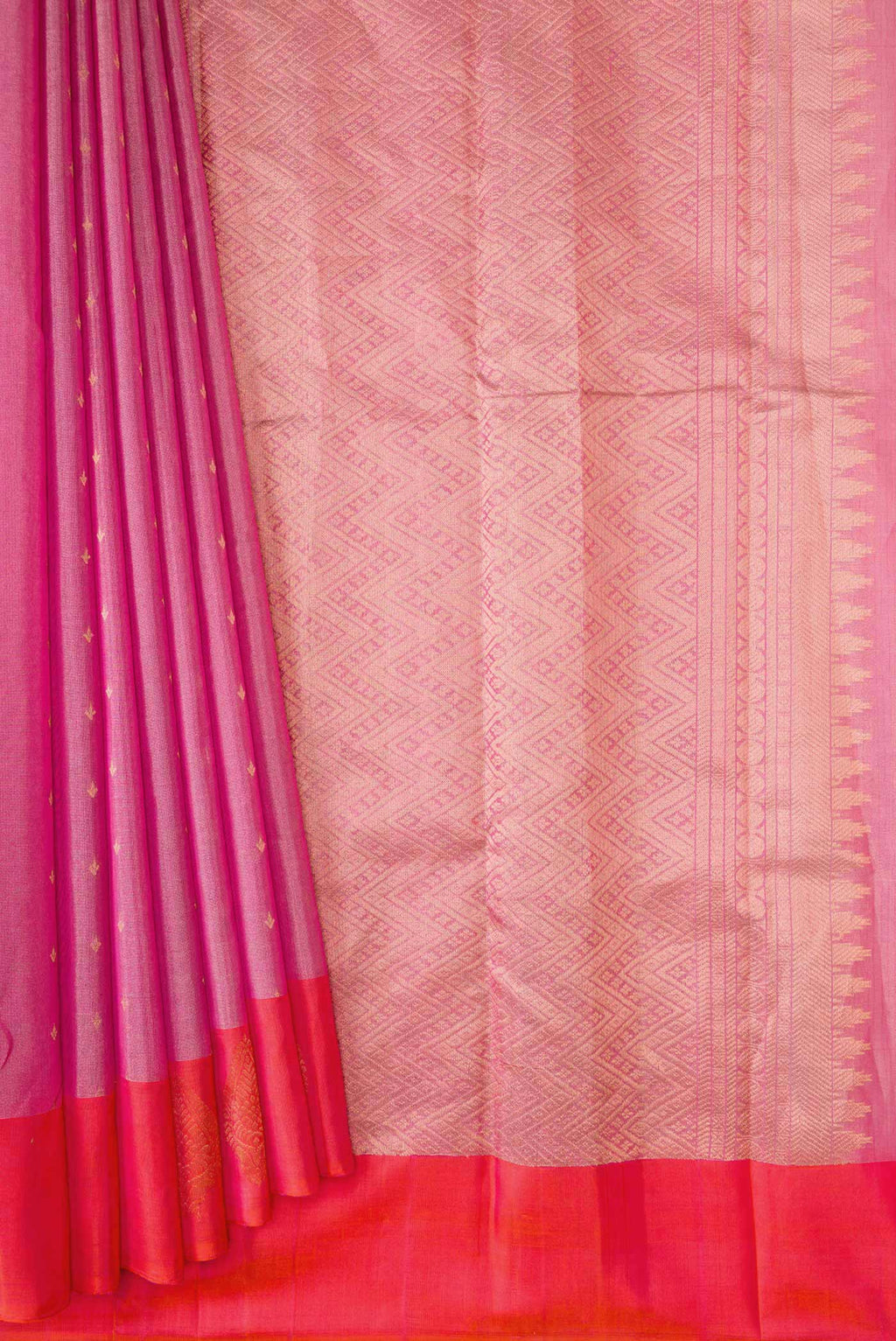 Pleats and pallu of Pink Dual Tone Kanchipuram Tissue Silk Saree with Zari Brocade on the body and Plain Border
