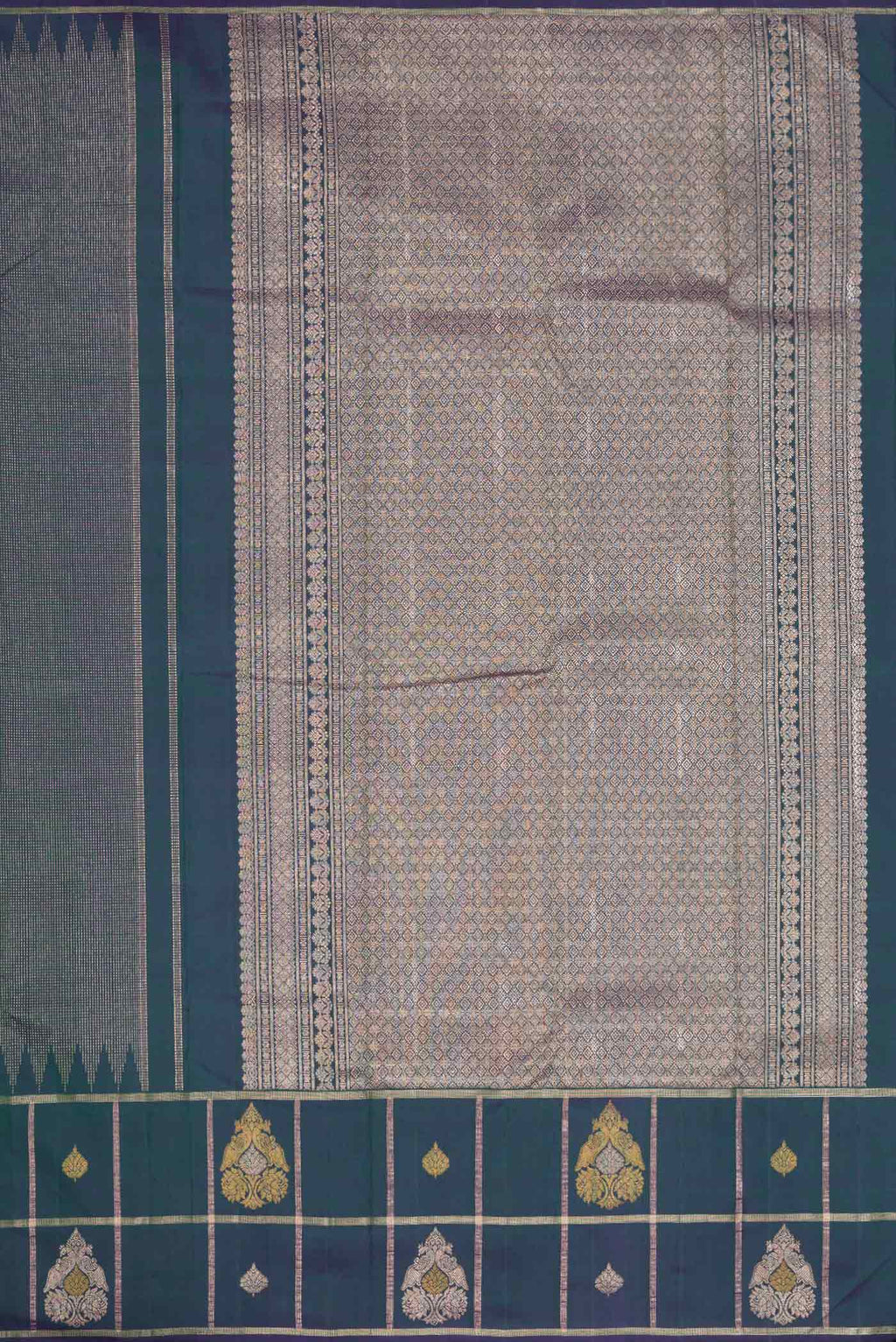 Close up image of the pallu of Peacock Blue Dual Tone Kanchipuram Silk Saree with Zari Brocade on the body and Fancy Border