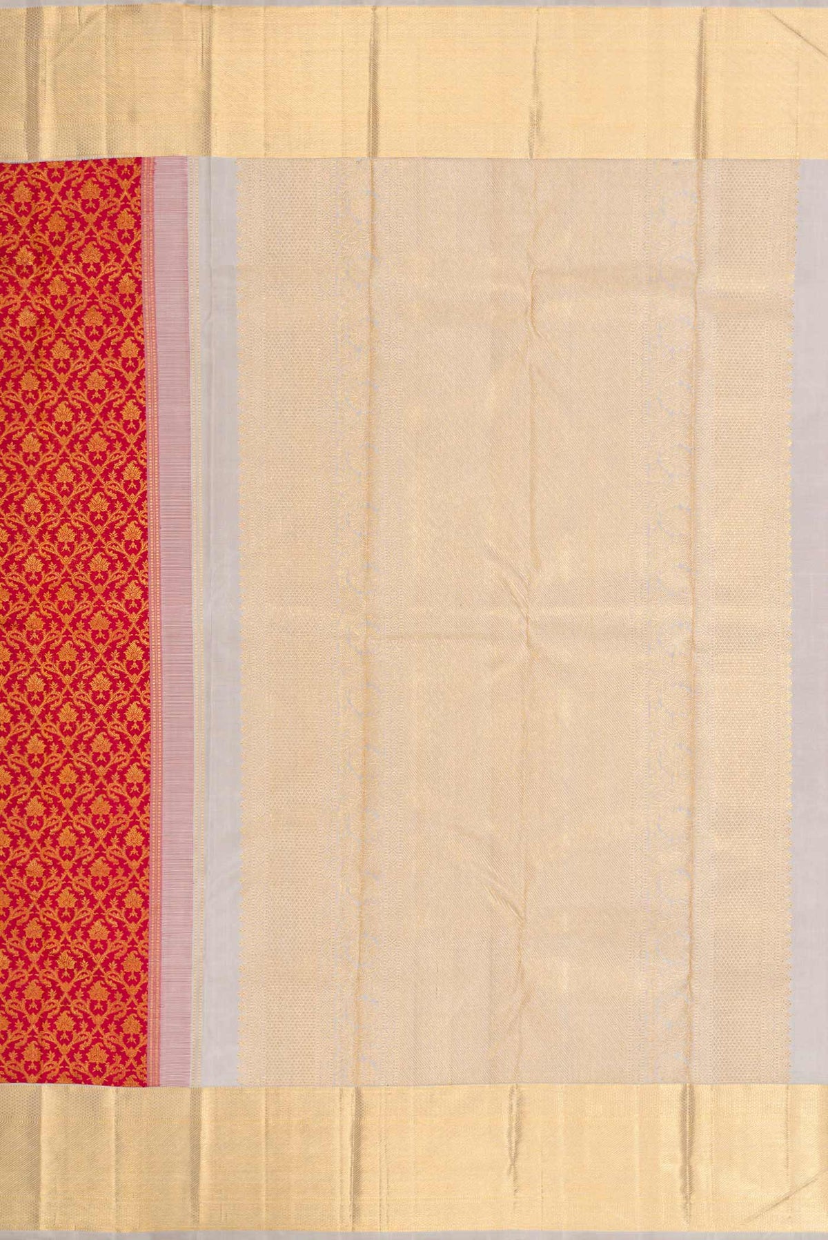 Close up image of the pallu of Maroon Dual Tone Kanchipuram Saree with Zari Brocade on the body and Zari Border