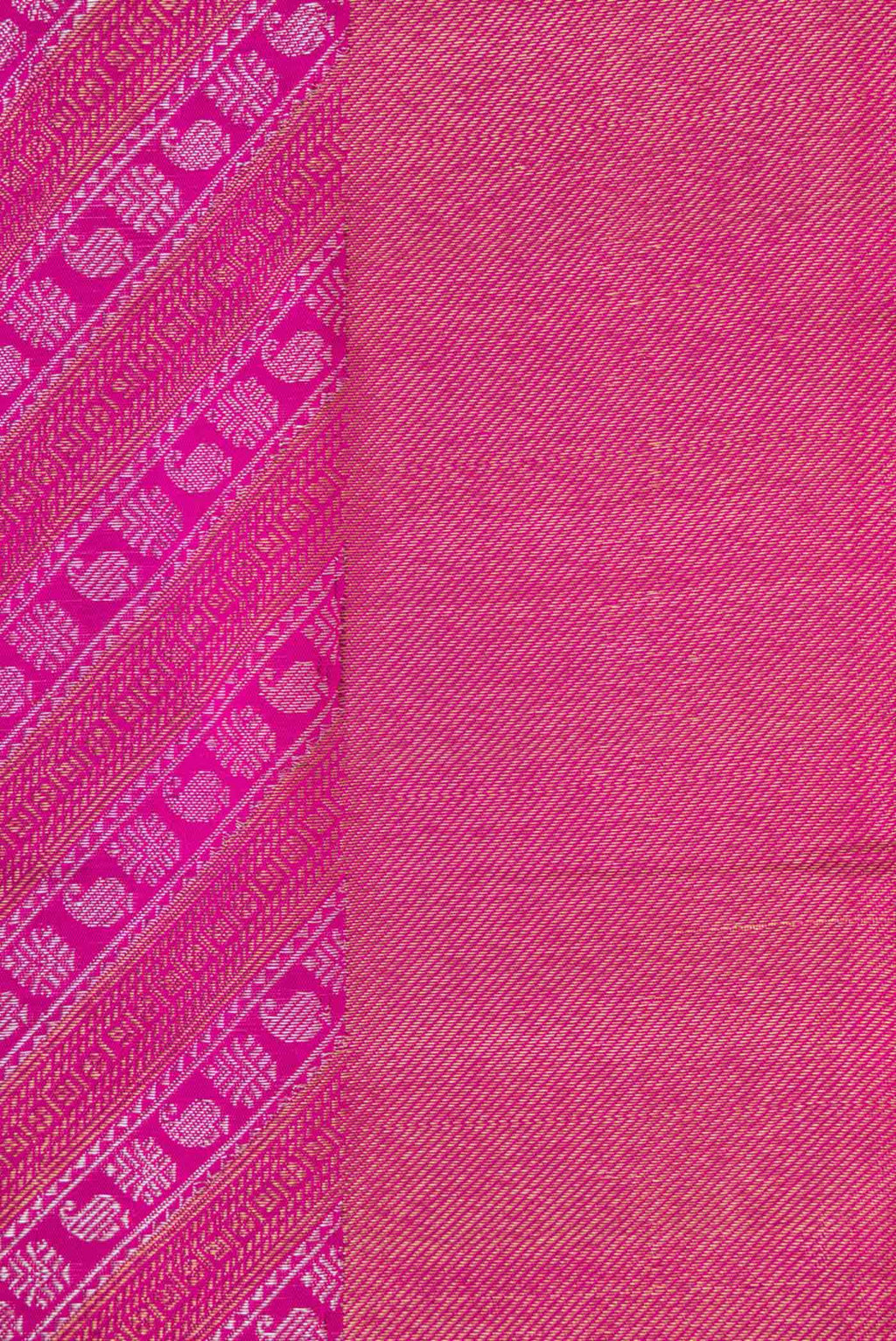 Border image of Pink Dual Tone Kanchipuram Silk Saree with Zari Brocade on the body and Zari Border