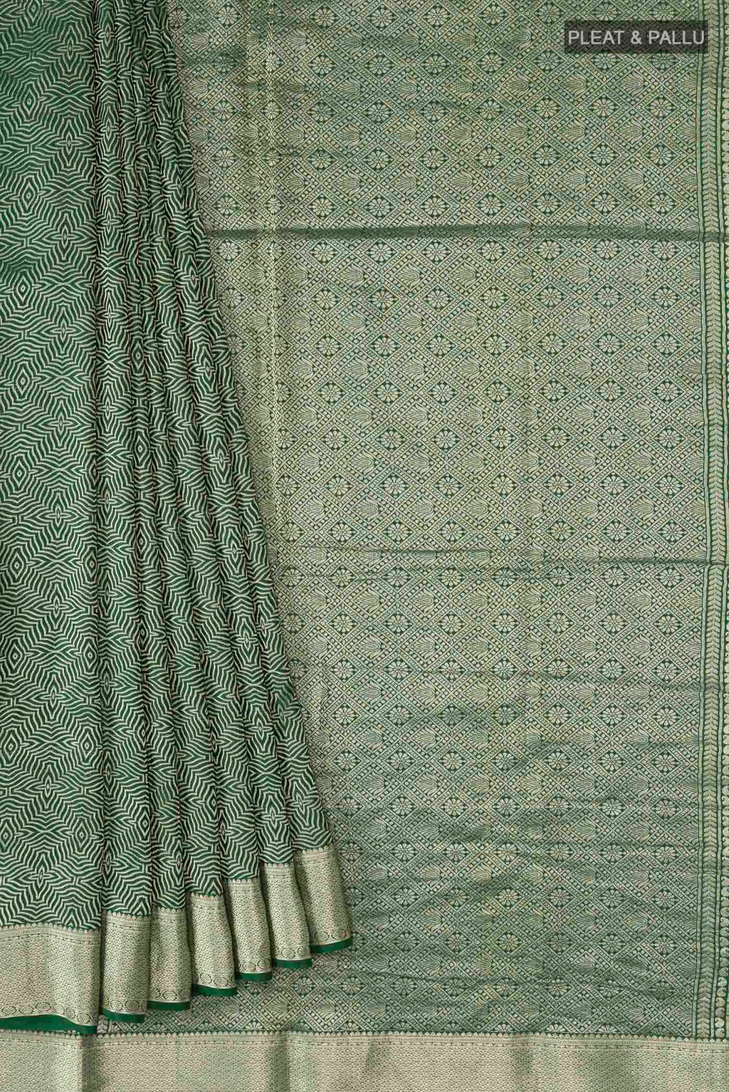 Pleats and pallu of Green Mysore Crepe Saree with Zari Brocade on the body and Zari Border