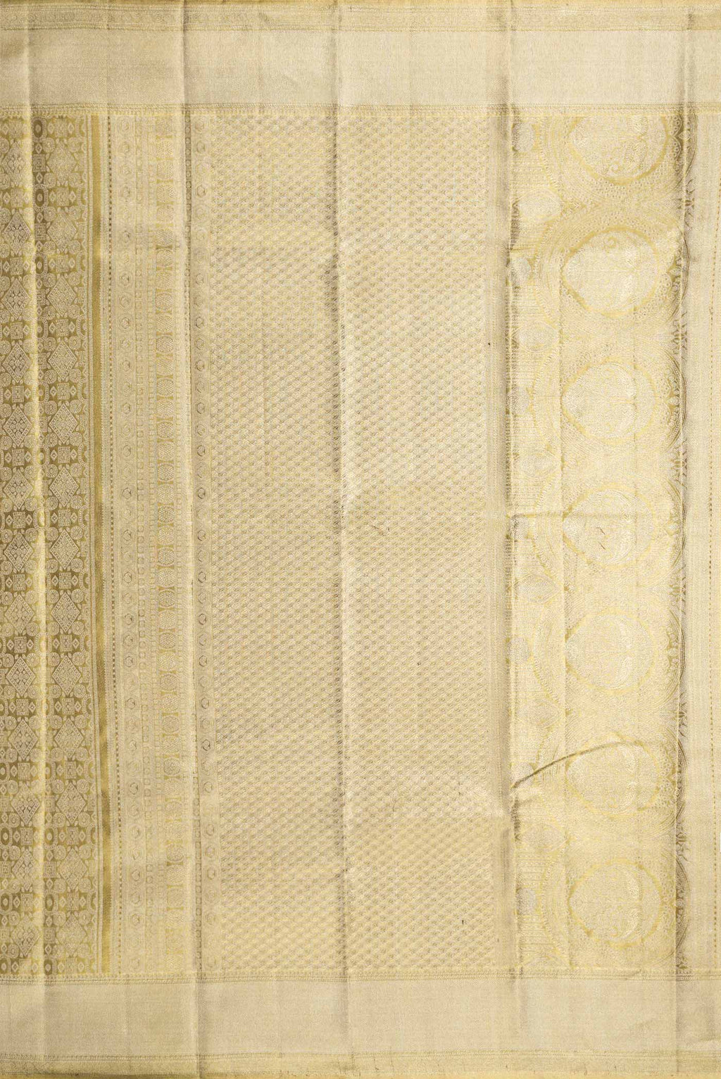 Close up image of the pallu of Gold Dual Tone Kanchipuram Tissue Silk Saree with Zari Brocade on the body and Zari Border