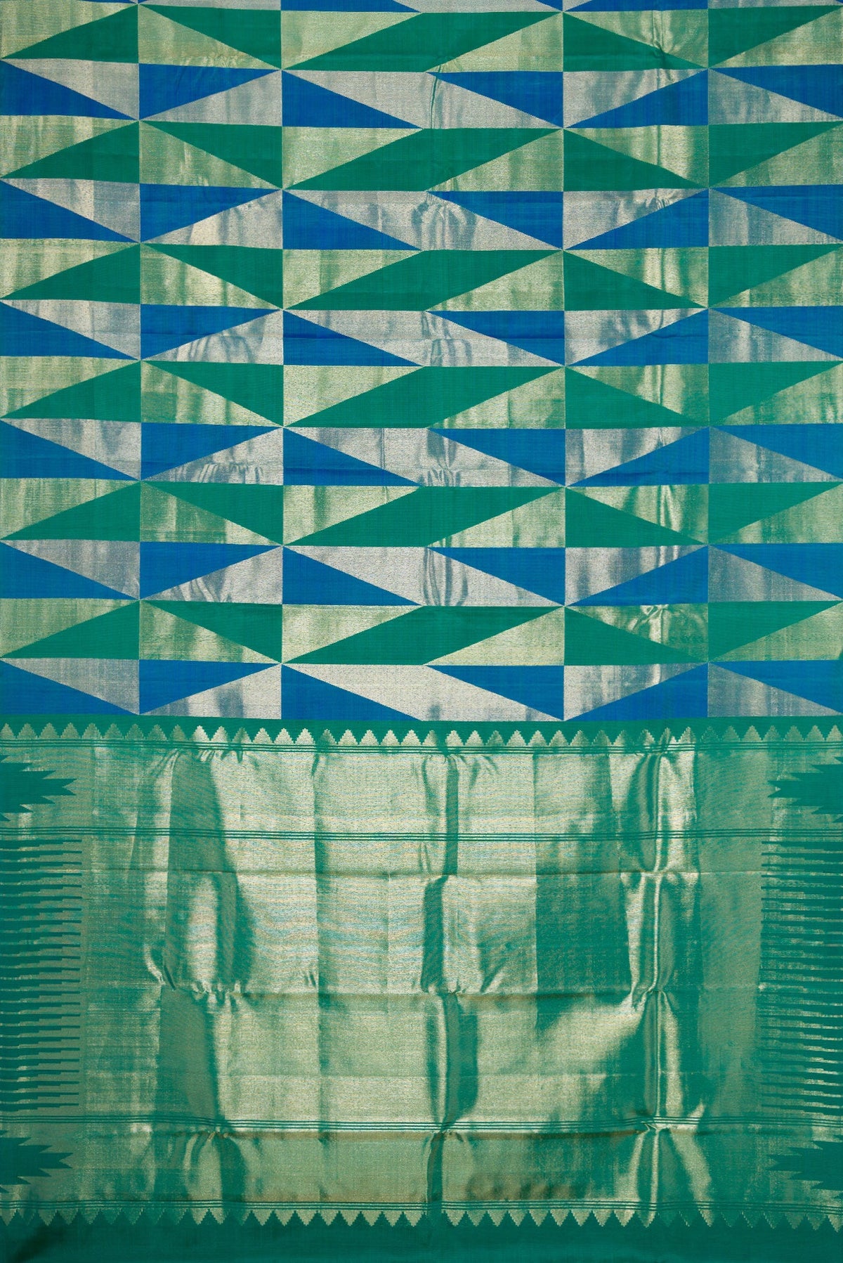 Flat view of Green and Peacock Blue Color Kanchipuram Silk Saree with Zari Brocade on the body and Without Border. 