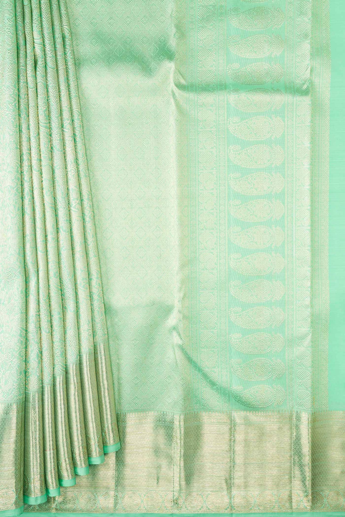 Pleats and pallu of Light Green Dual Tone Kanchipuram Silk Saree with Zari Brocade on the body and Zari Border