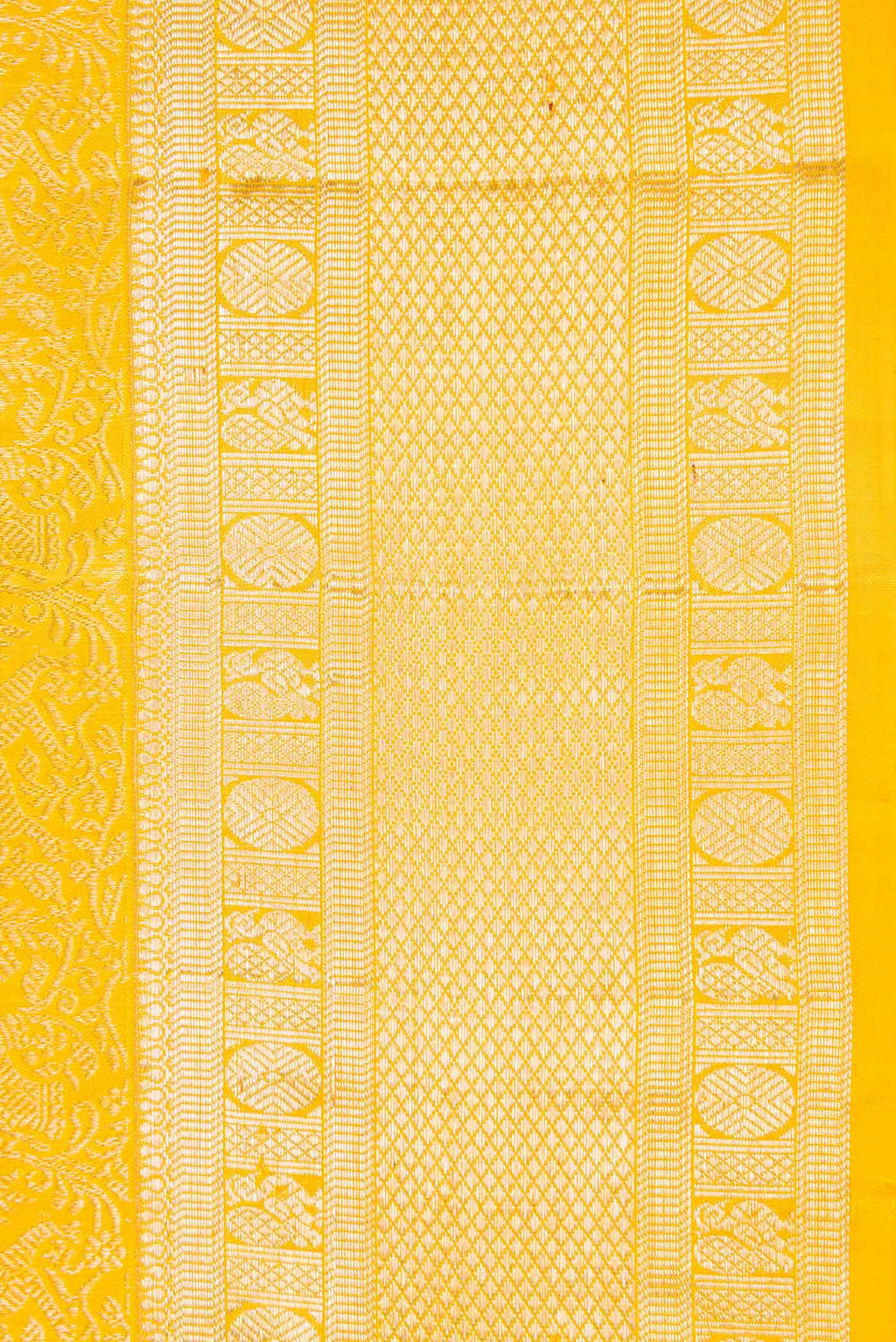 Border image of Yellow Dual Tone Kanchipuram Silk Saree with Zari Brocade on the body and Zari Border