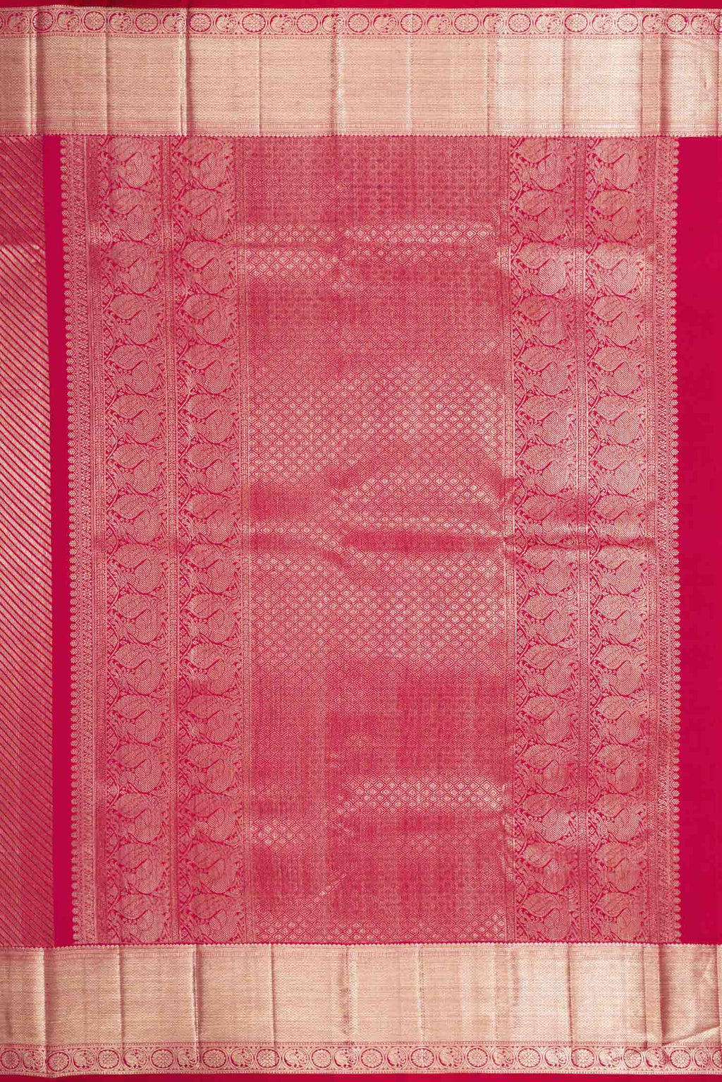 Close up image of the pallu of Pink Dual Tone Kanchipuram Silk Saree with Zari Brocade on the body and Zari Border