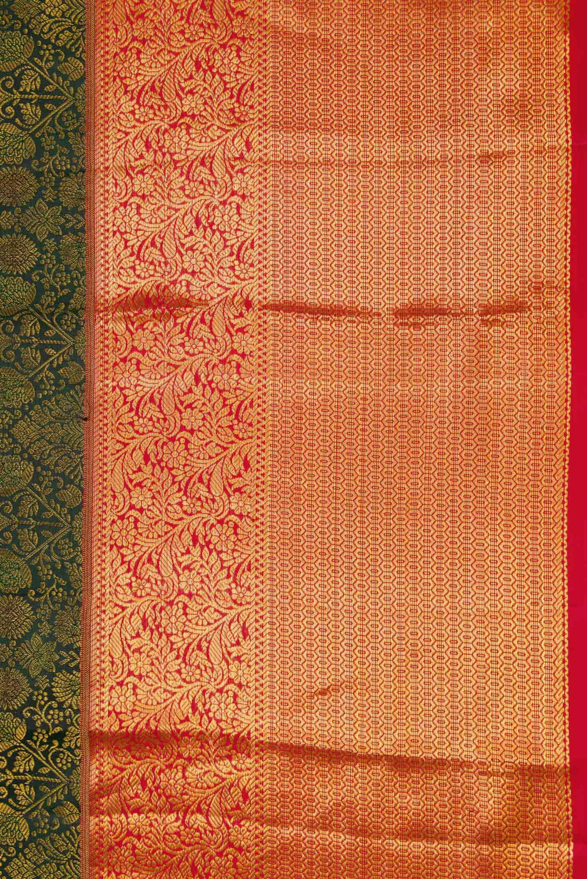 Border image of Green Dual Tone Kanchipuram Silk Saree with Zari Brocade on the body and Zari Border