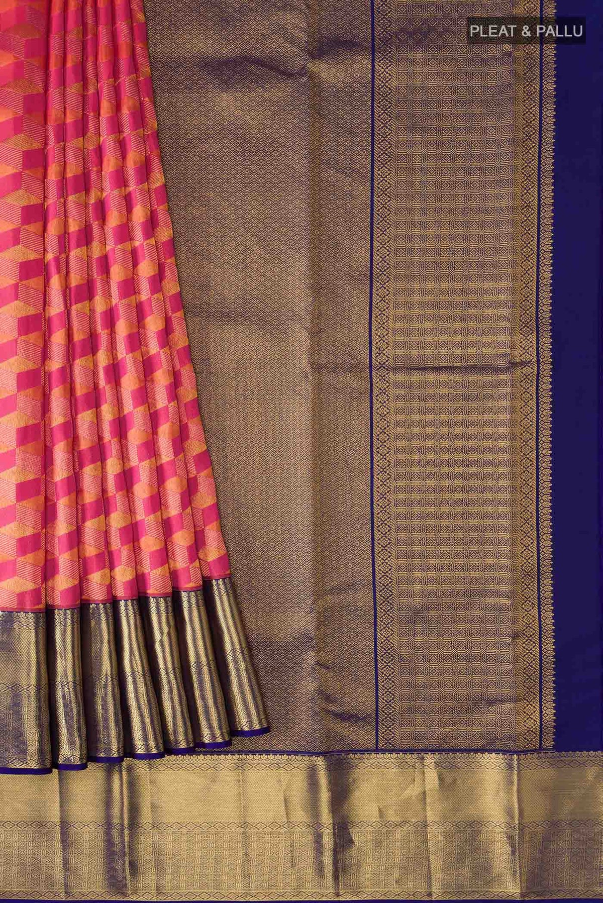 Pleats and pallu of Pink with Orange Dual Tone Kanchipuram Silk Saree with Zari Brocade on the body and Zari Border