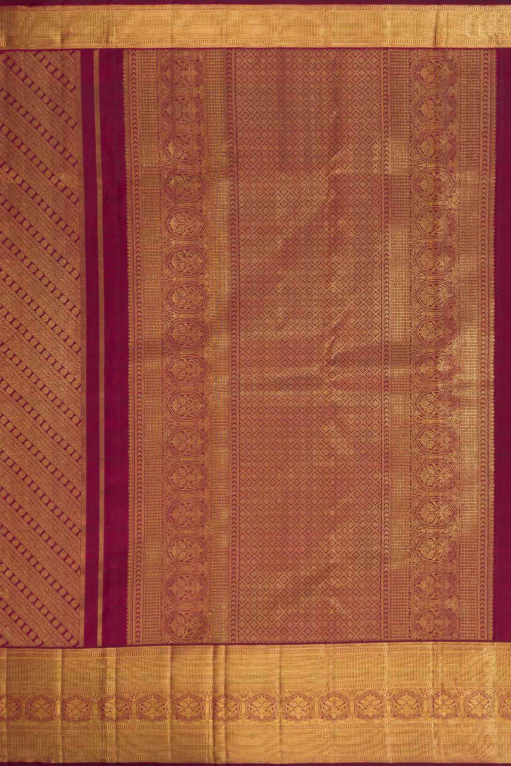 Close up image of the pallu of Pure Silk Pure Zari Maroon Dual Tone Kanjivaram Saree with Zari Brocade on the body and Zari Border. 