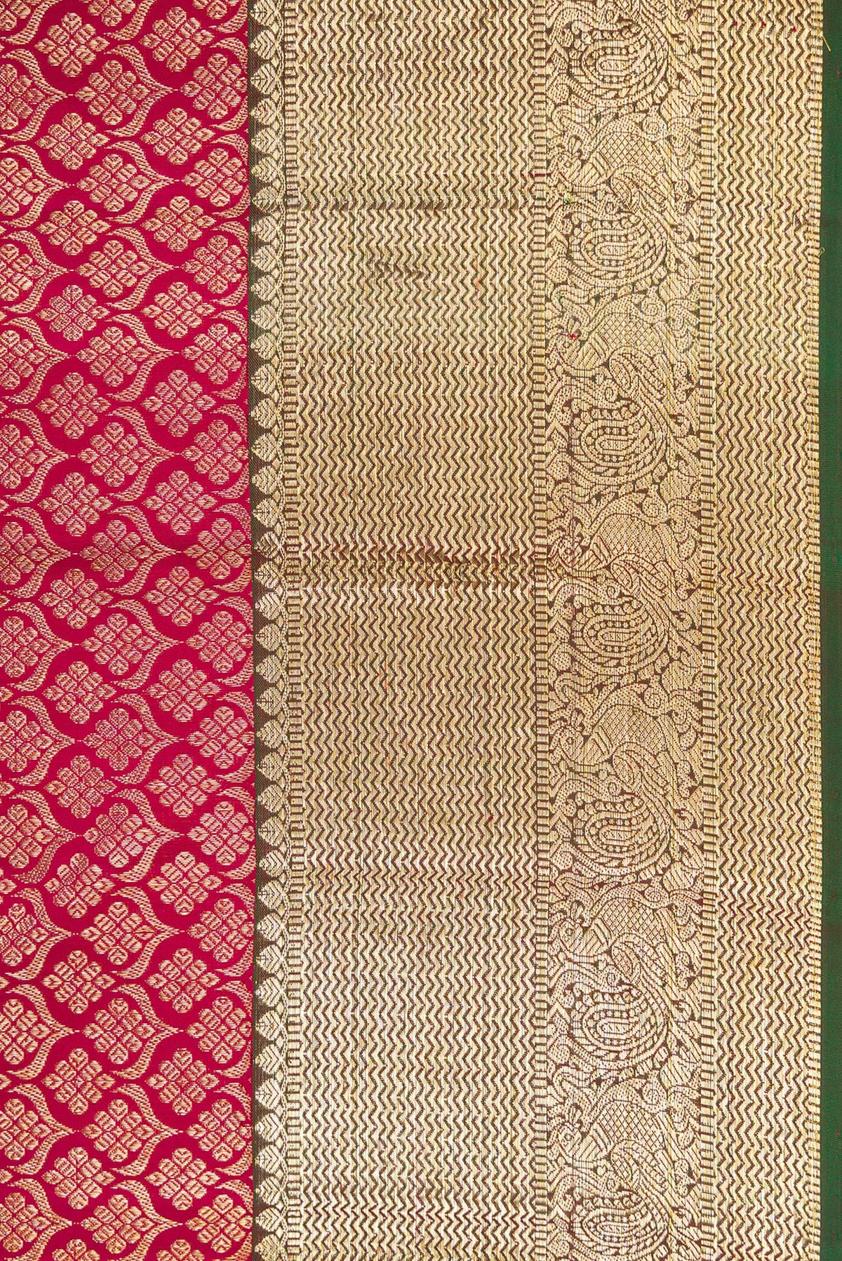 Border image of Magenta Dual Tone Kanjivaram Silk Saree with Zari Brocade on the body and Zari Border. 
