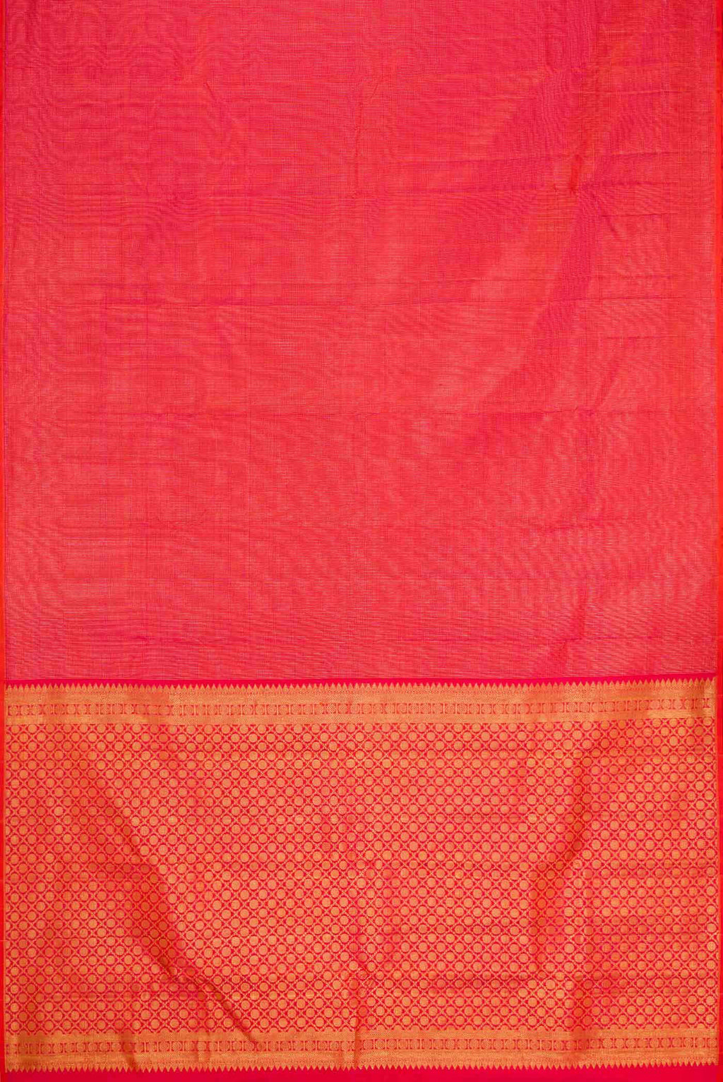Flat view of Coral Dual Tone Kanchipuram Silk Saree with Zari Brocade on the body and Without Border