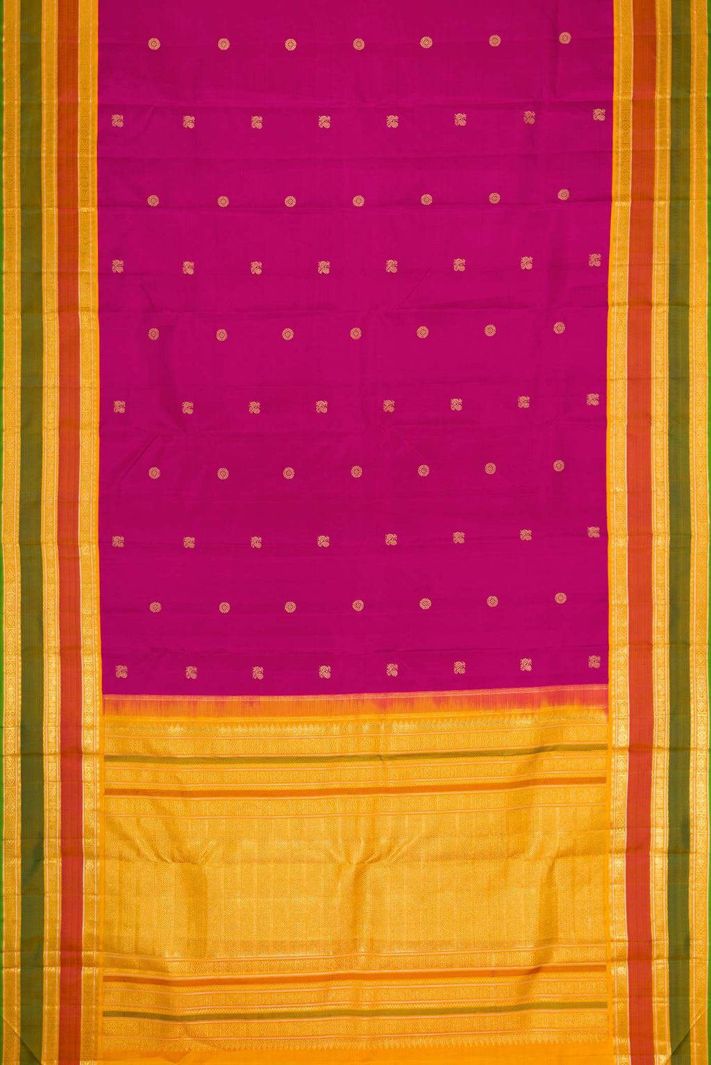Flat view of Pure Silk Pure Zari Magenta Dual Tone Kanchipuram Saree with Zari Butta on the body and Zari Border