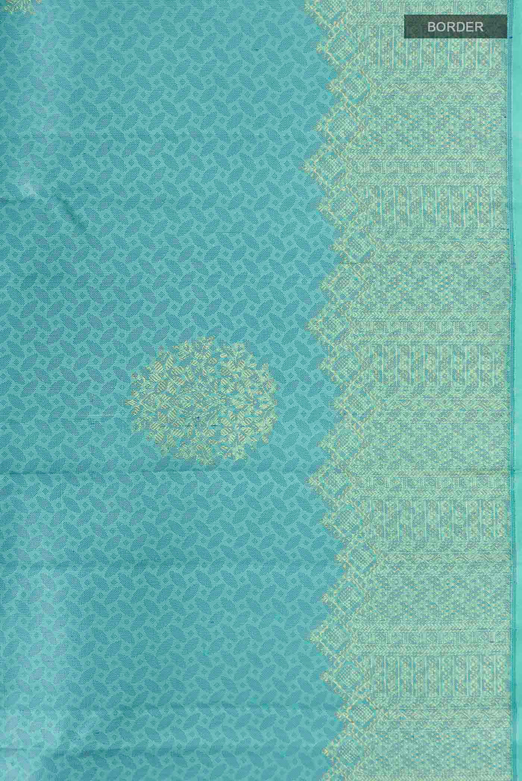 Border image of Green Kanchipuram Silk Saree with Jacquard With Zari Butta on the body and Without Border