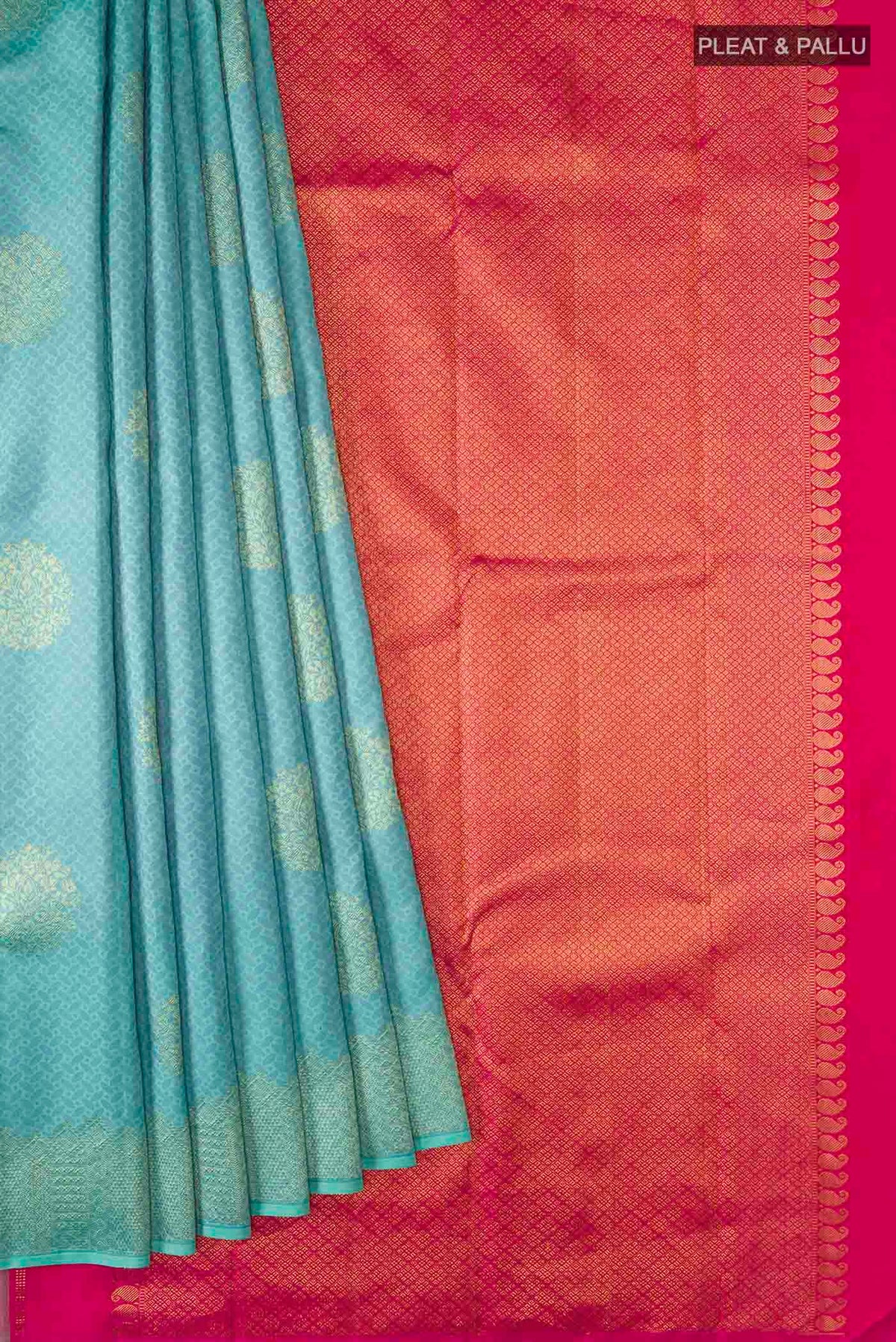 Pleats and pallu of Green Kanchipuram Silk Saree with Jacquard With Zari Butta on the body and Without Border