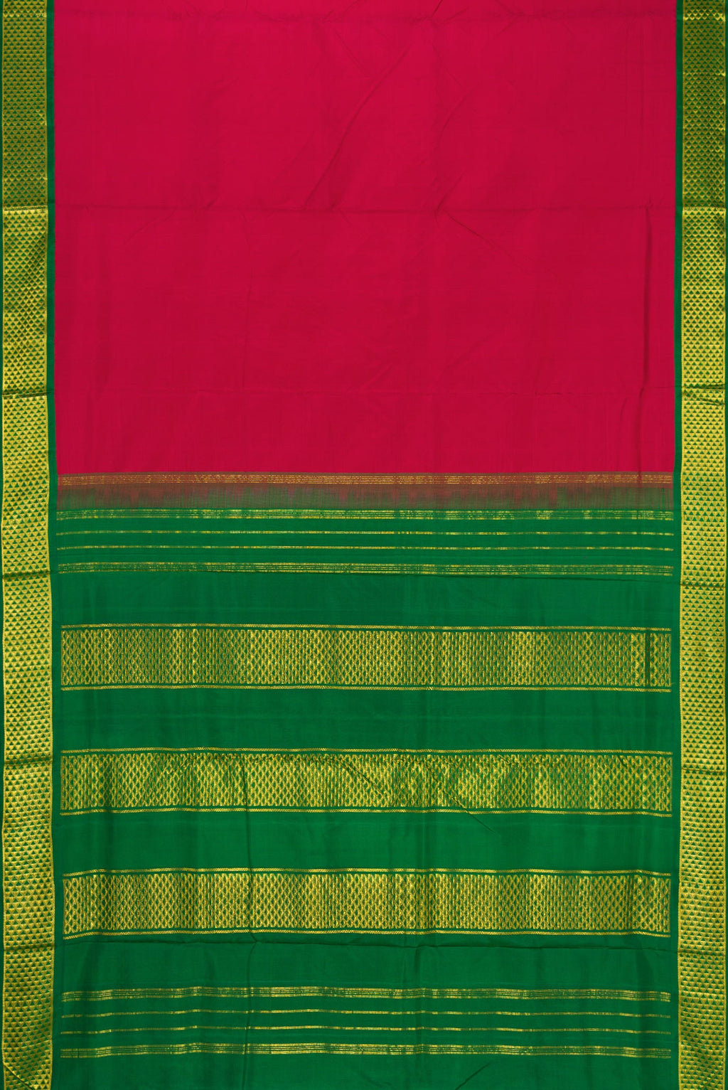 Flat view of Pure Silk Pure Zari Maroon Dual Tone Kanjivaram Nine Yards Saree with Plain Body and Zari Border. 