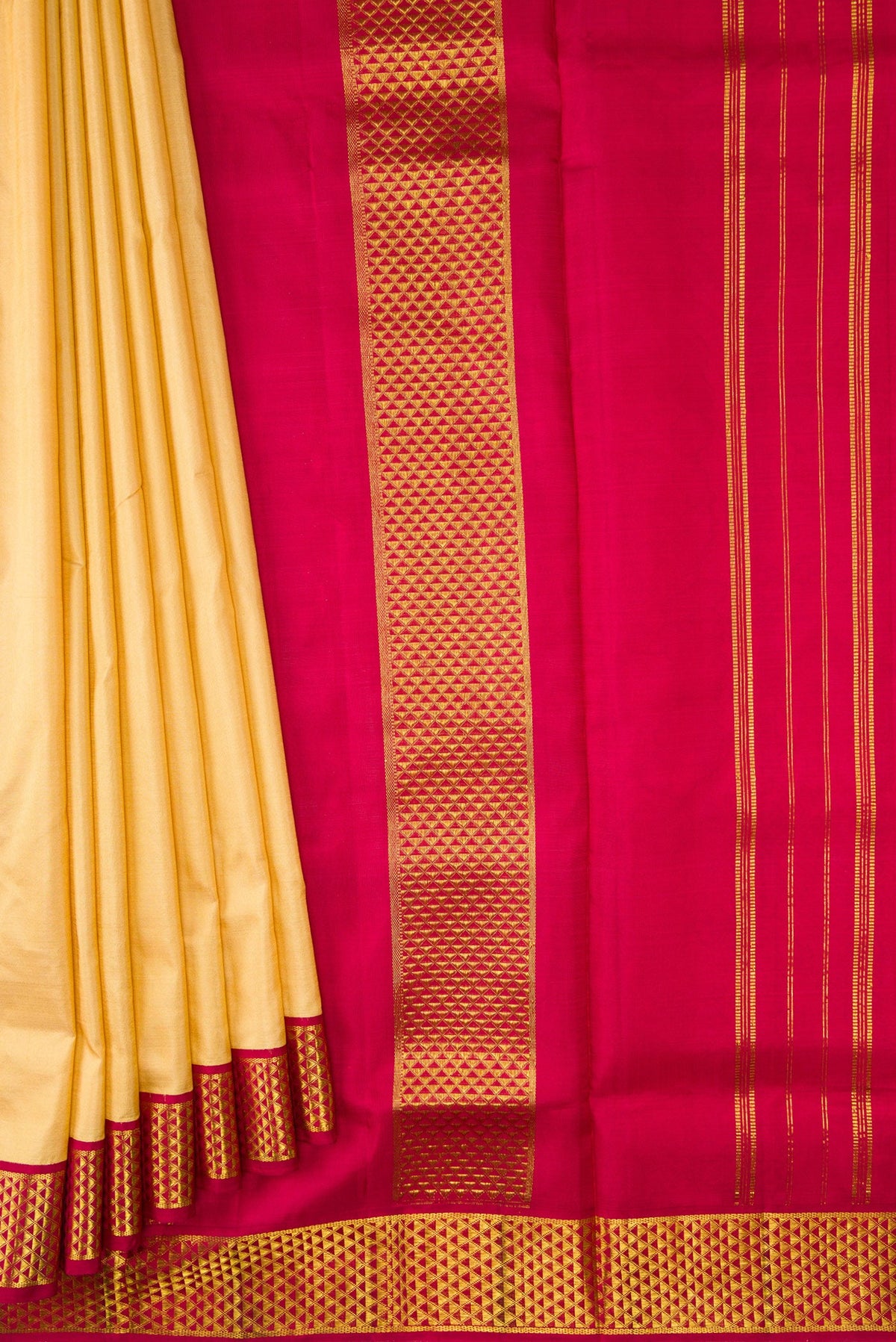 Pleats and pallu of Sandal Dual Tone Kanjivaram Silk Nine Yards Saree with Stripes on the body and Zari Border. 