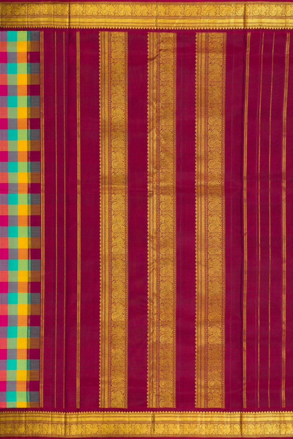 Close up image of the pallu of Pure Silk Pure Zari Sea Green , Yellow and Dark PInk Color Kanchipuram Nine Yards Saree with Checked design on the body and Zari Border. 