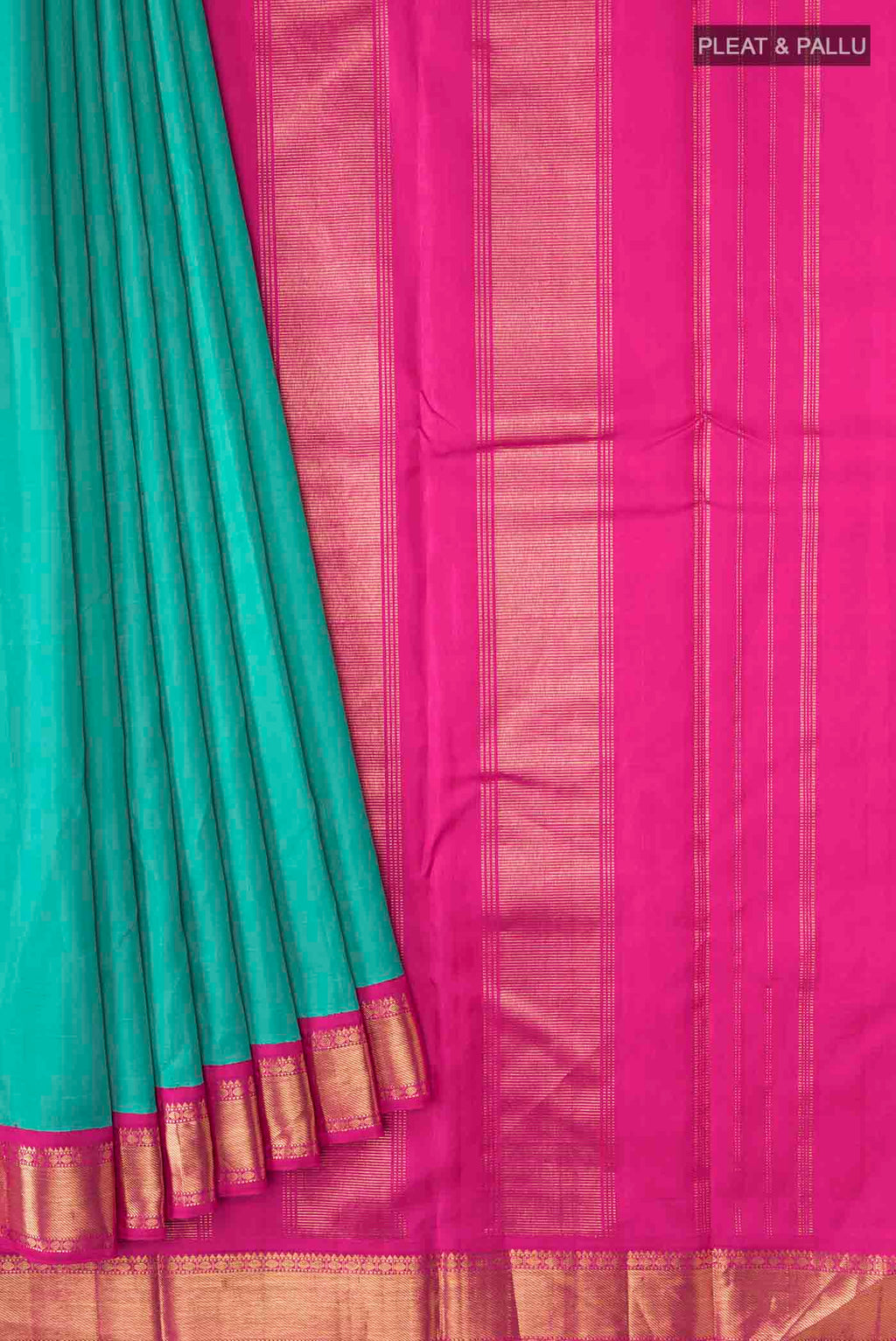 Pleats and pallu of Green Kanchipuram Silk Saree with Plain Body and Zari Border