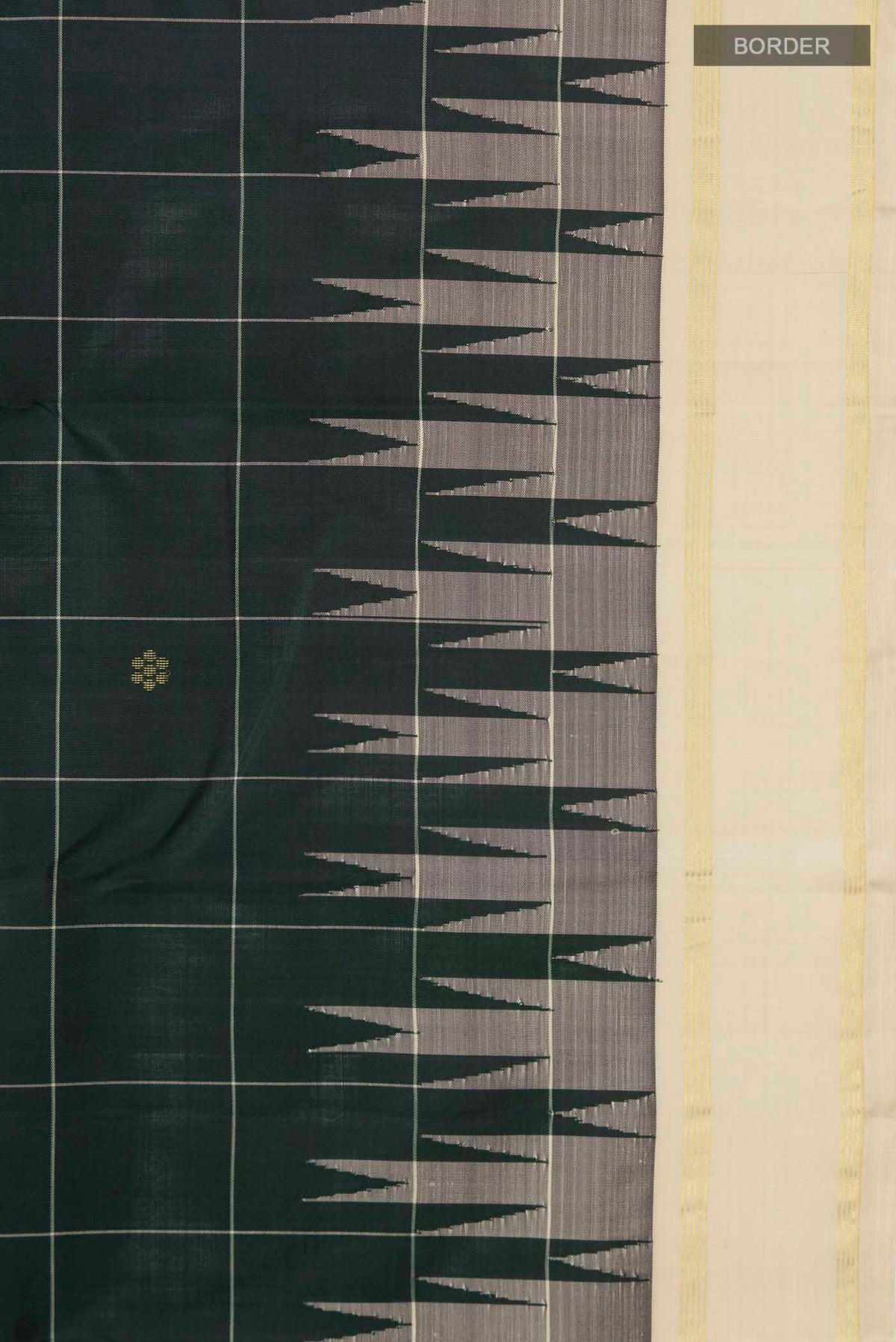Border image of Green Kanchipuram Silk Saree with Zari Butta on the body and Zari Border