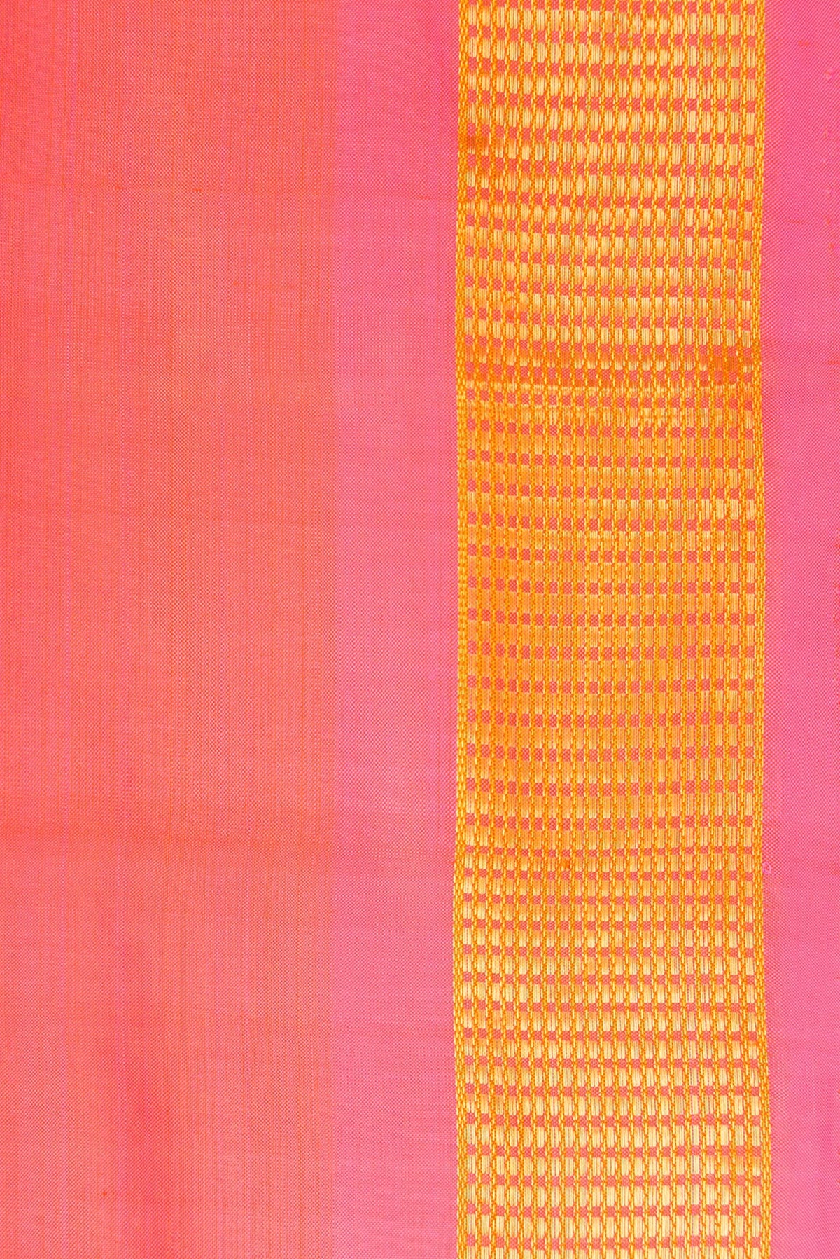 Border image of Coral Dual Tone Kanjivaram Silk Nine Yards Saree with Plain Body and Zari Border. 