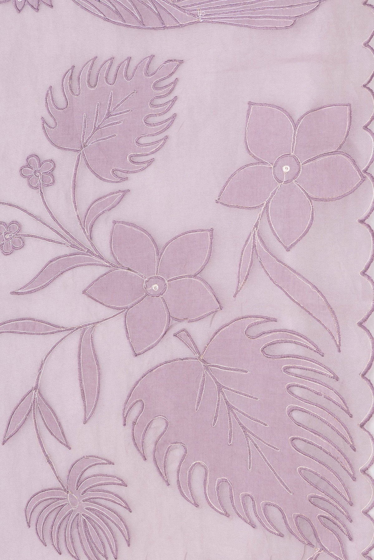 Border image of Lavender Dual Tone Organza Silk Saree with Embroidery on the body and Embroidery Border. 