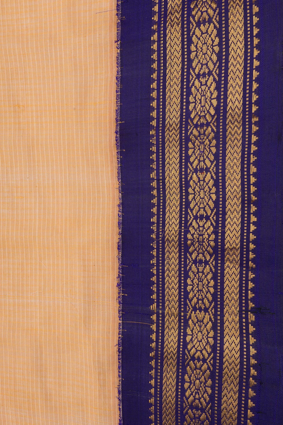 Border image of Orange Dual Tone Kanchipuram Silk Saree with Checked design on the body and Zari Border. 