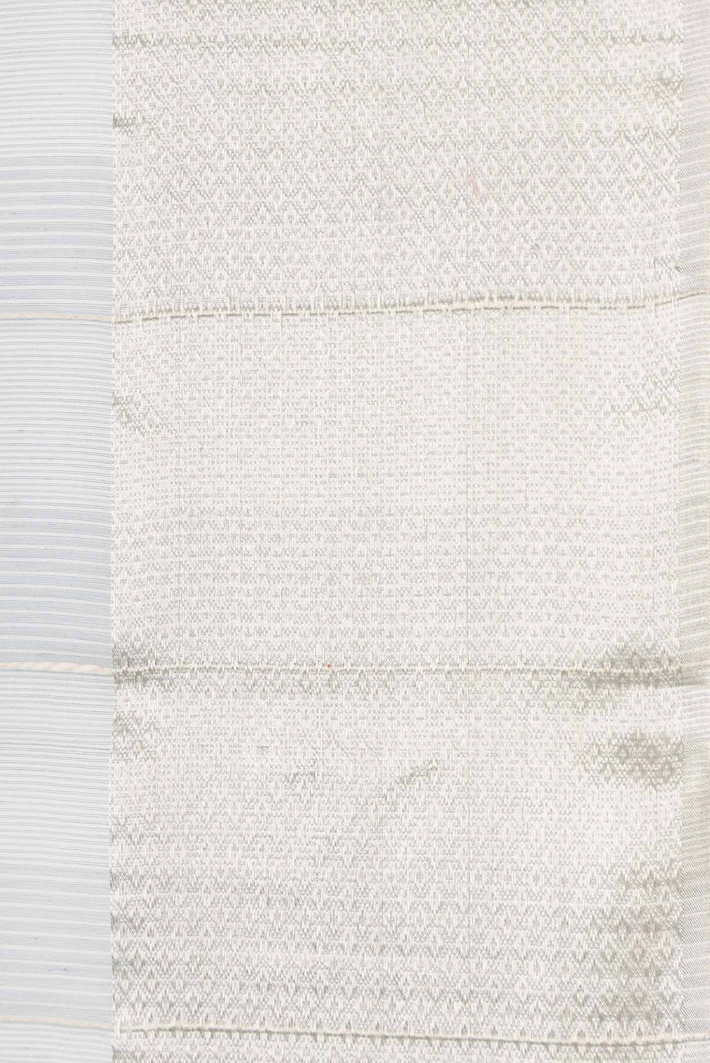 Border image of Grey Dual Tone Silk Cotton Saree with Stripes on the body and Zari Border