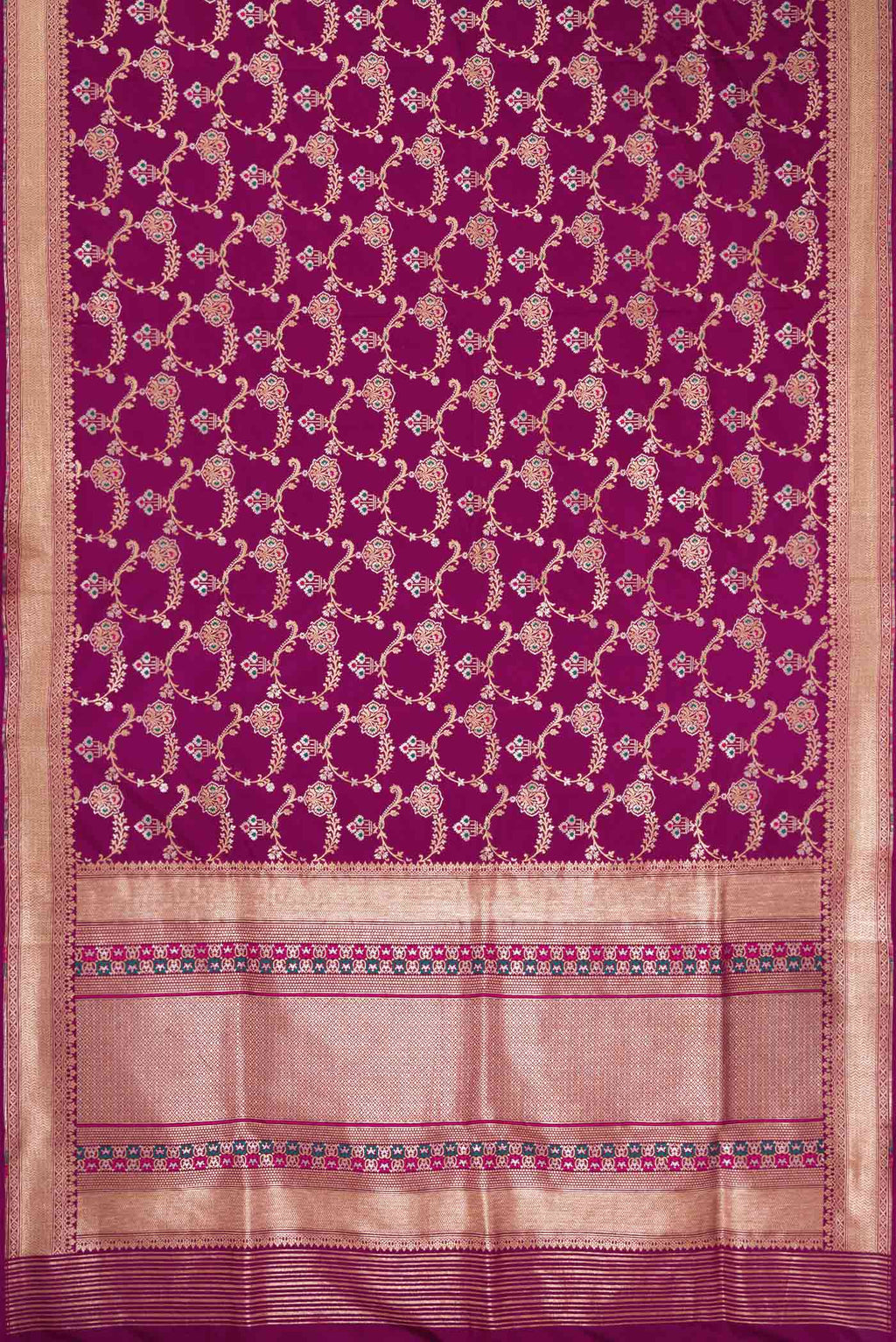 Flat view of Magenta Dual Tone Banarasi Silk Saree with Zari And Thread Butta on the body and Zari Border