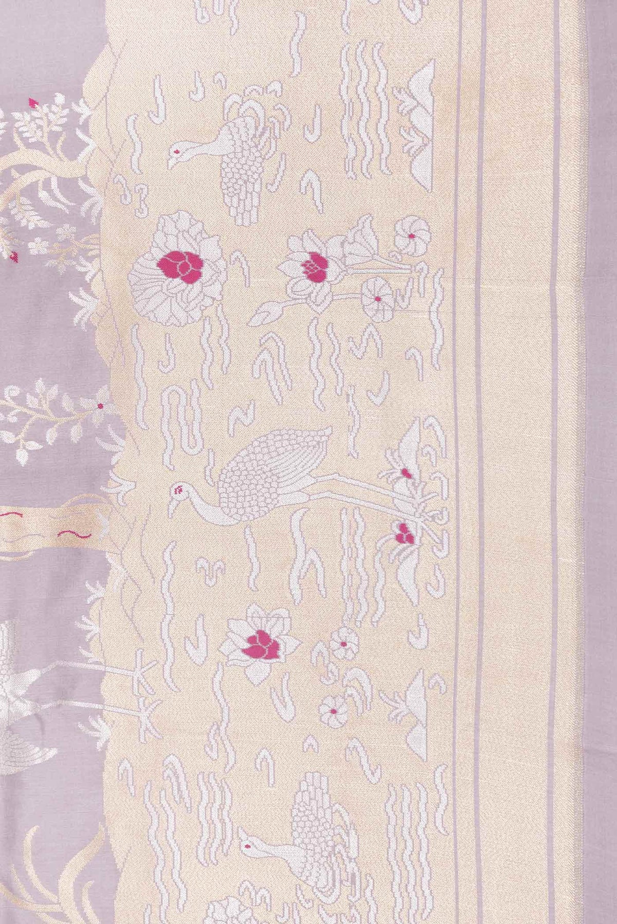 Border image of Lavender Dual Tone Banarasi Saree with Zari Butta on the body and Fancy Border