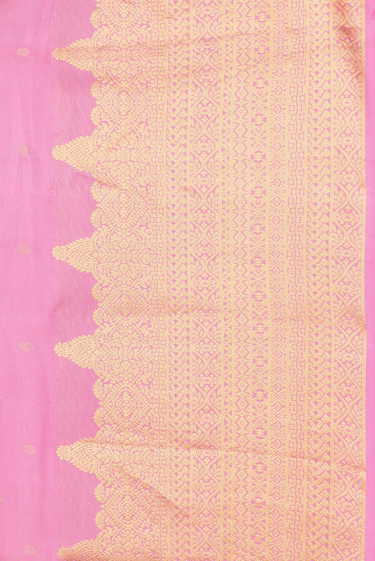 Border image of Pink Dual Tone Kanchipuram Silk Saree with Zari Butta on the body and Fancy Border. 