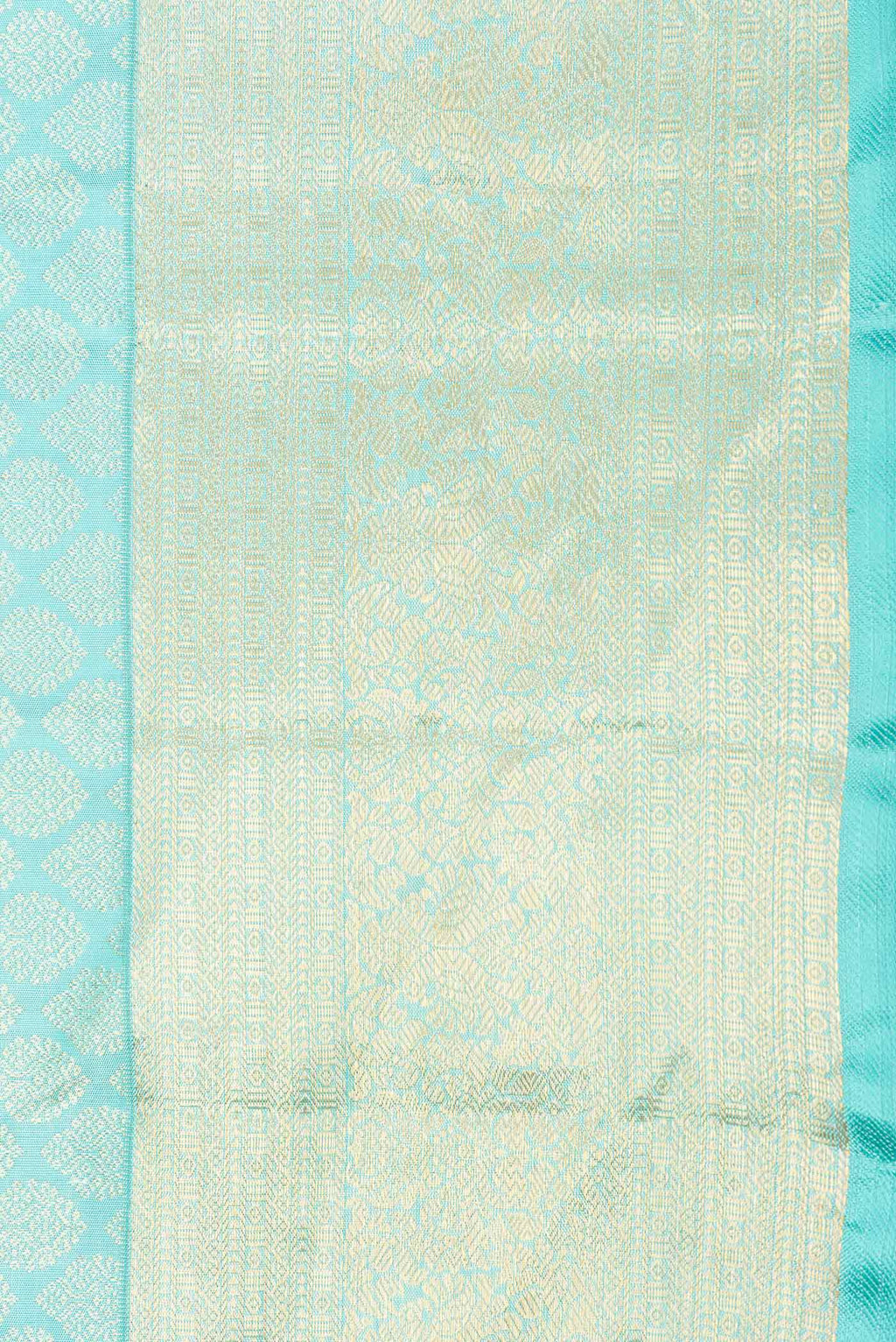 Border image of Sky Blue Dual Tone Kanchipuram Saree with Zari Brocade on the body and Zari Border