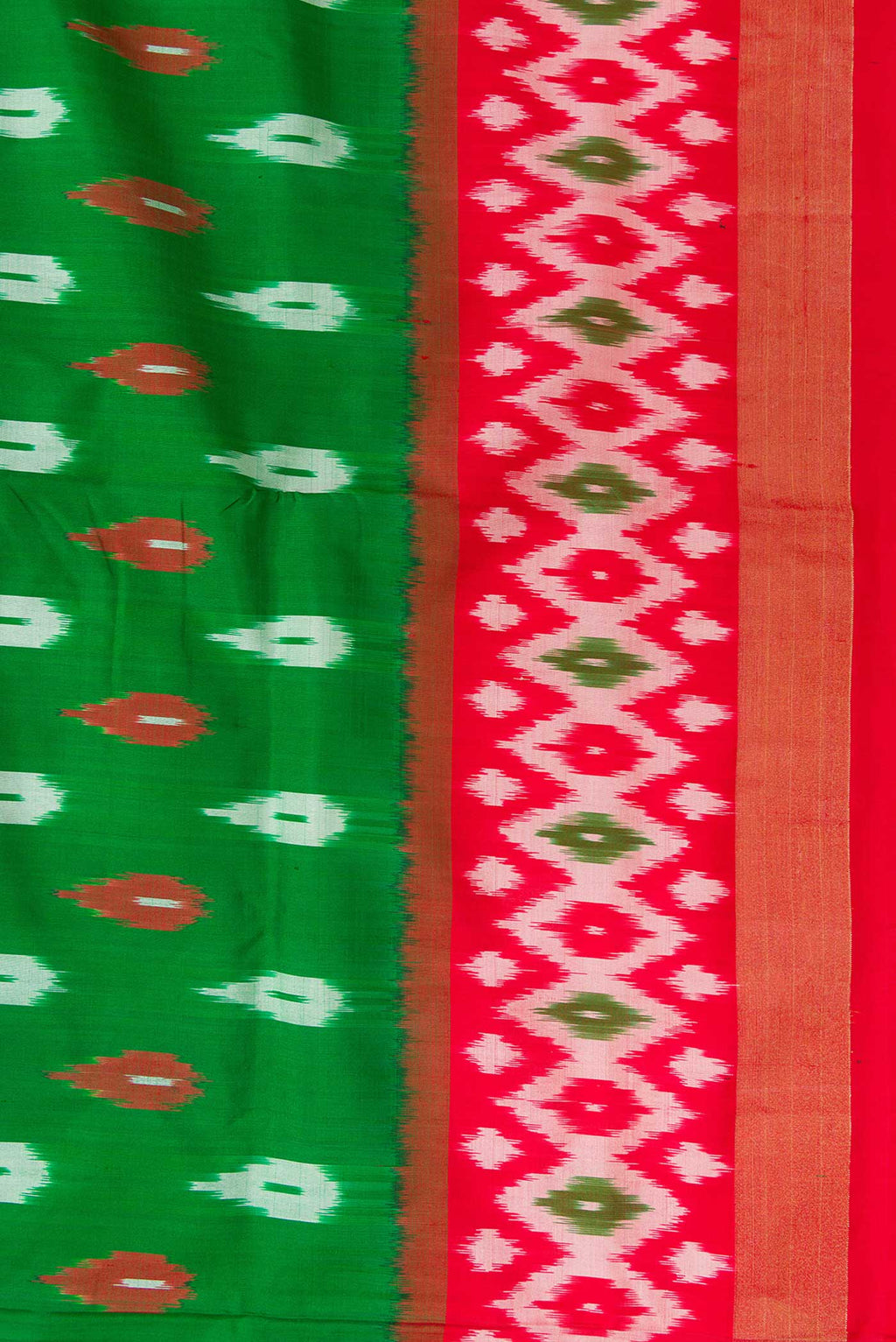 Border image of Green Pochampally Silk Saree with Pure Ikat on the body and Ikat Border