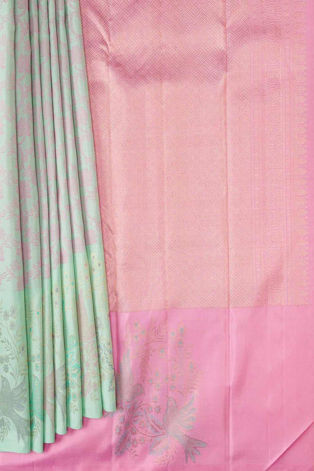 pleats pallu