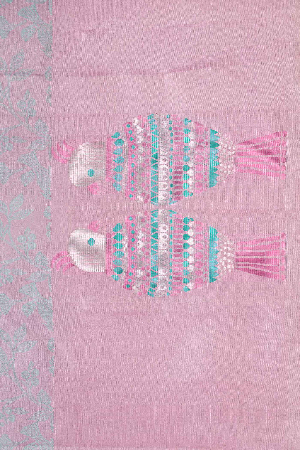 Border image of Pure Silk Pure Zari Pink Dual Tone Kanchipuram Saree with Jacquard design on the body and Fancy Border