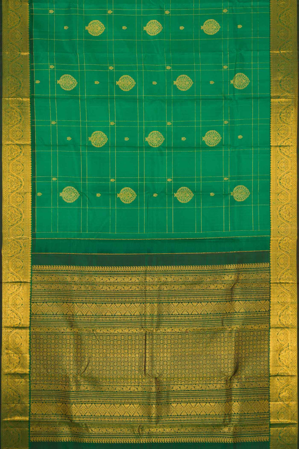 Flat view of Green Dual Tone Kanchipuram Silk Saree with Zari Butta on the body and Zari Border