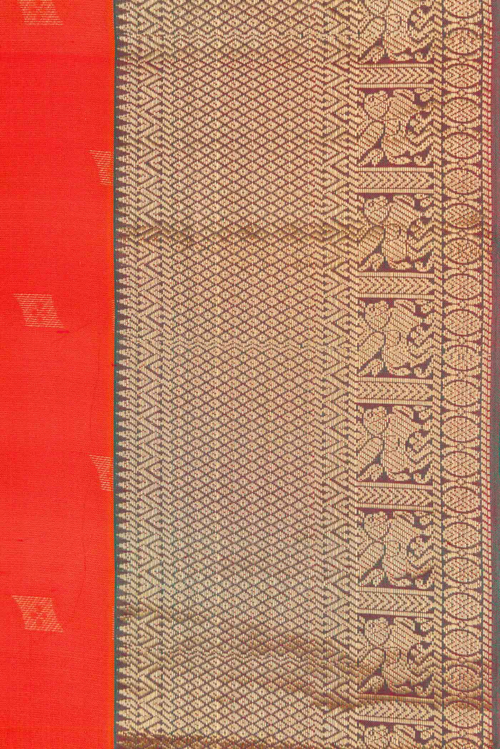 Border image of Orange Dual Tone Kanchipuram Silk Saree with Zari Butta on the body and Zari Border