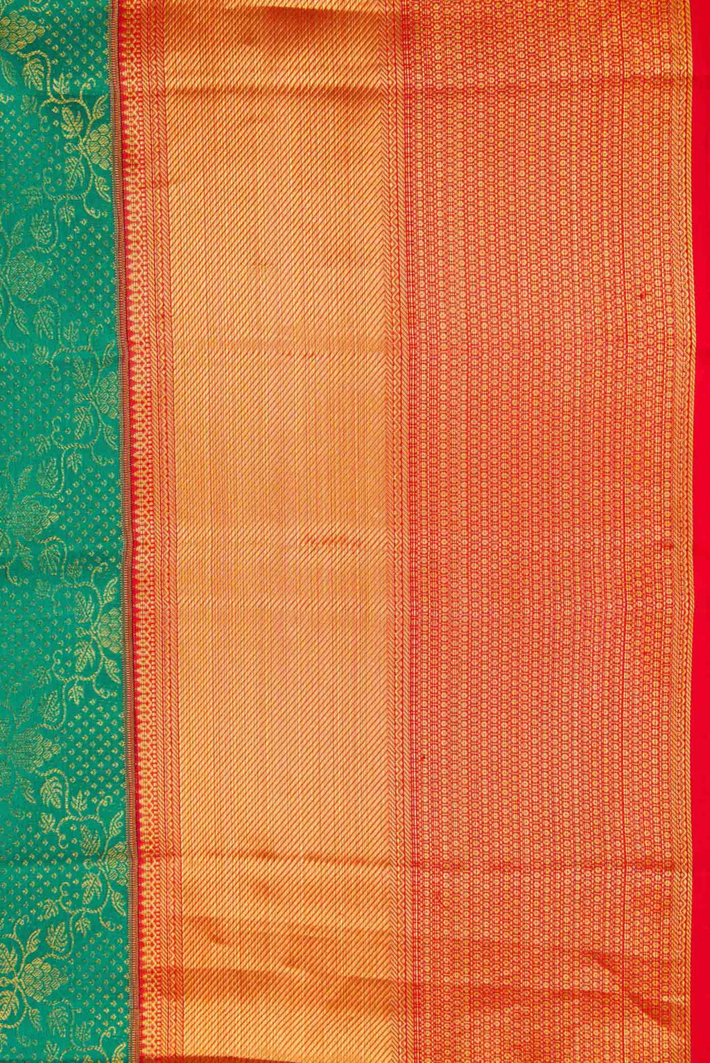 Border image of Green Dual Tone Kanchipuram Silk Saree with Zari Brocade on the body and Zari Border