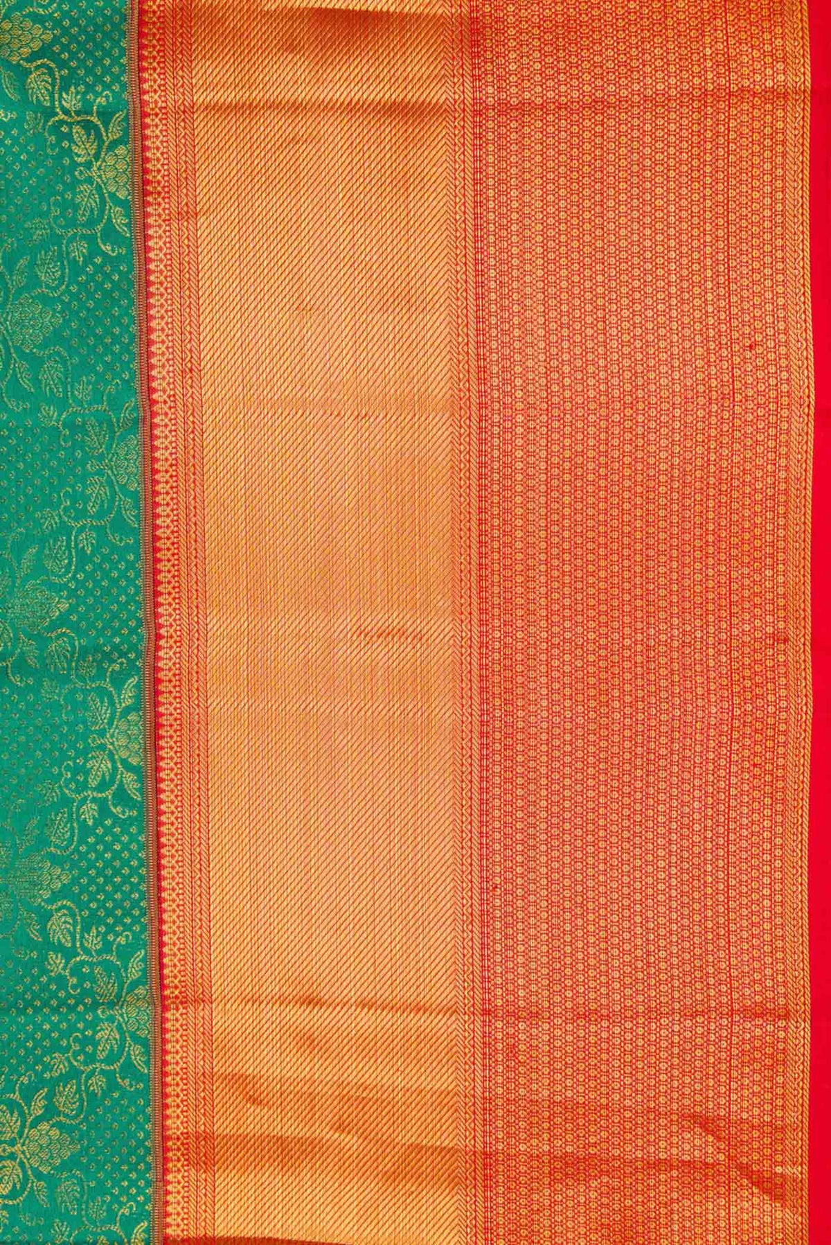 Border image of Green Dual Tone Kanchipuram Silk Saree with Zari Brocade on the body and Zari Border
