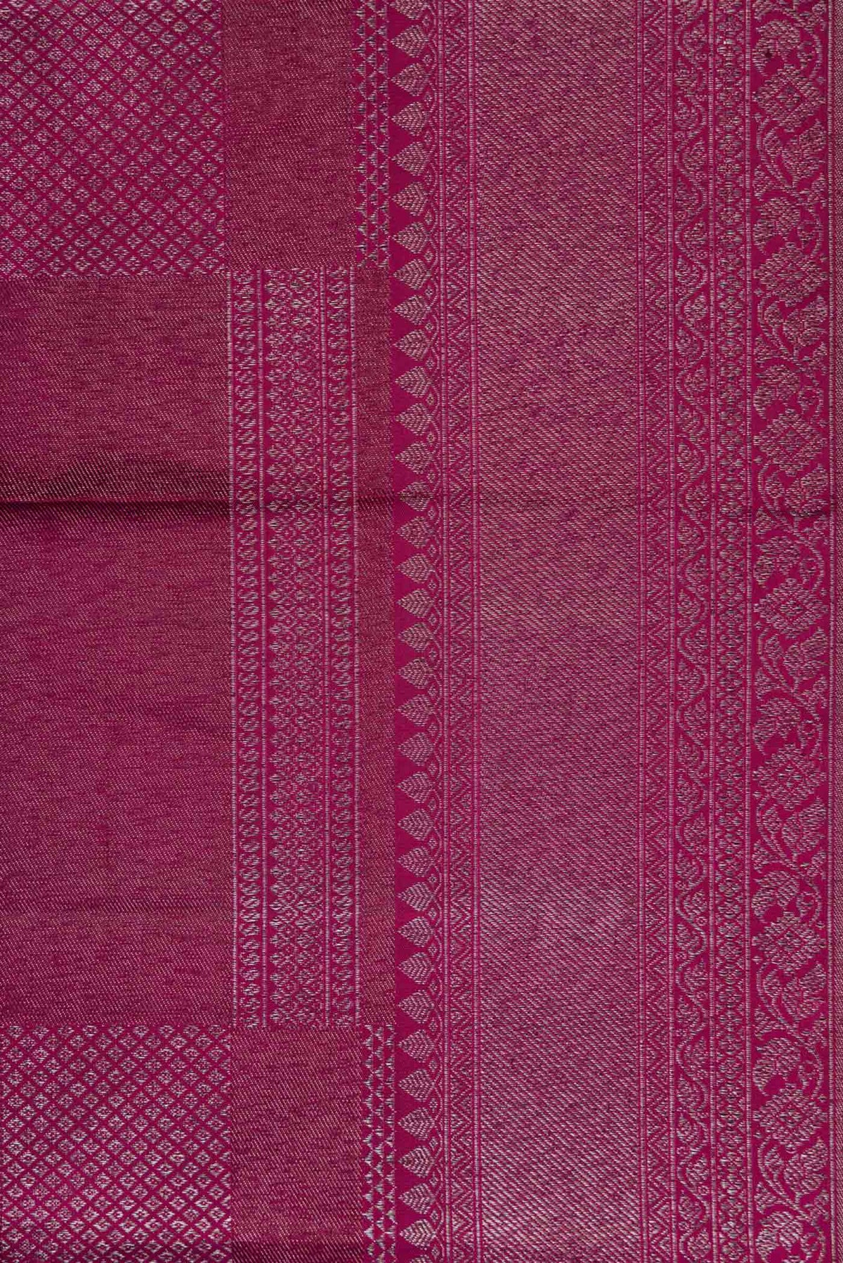 Border image of Magenta Dual Tone Kanchipuram Silk Saree with Zari Brocade on the body and Zari Border