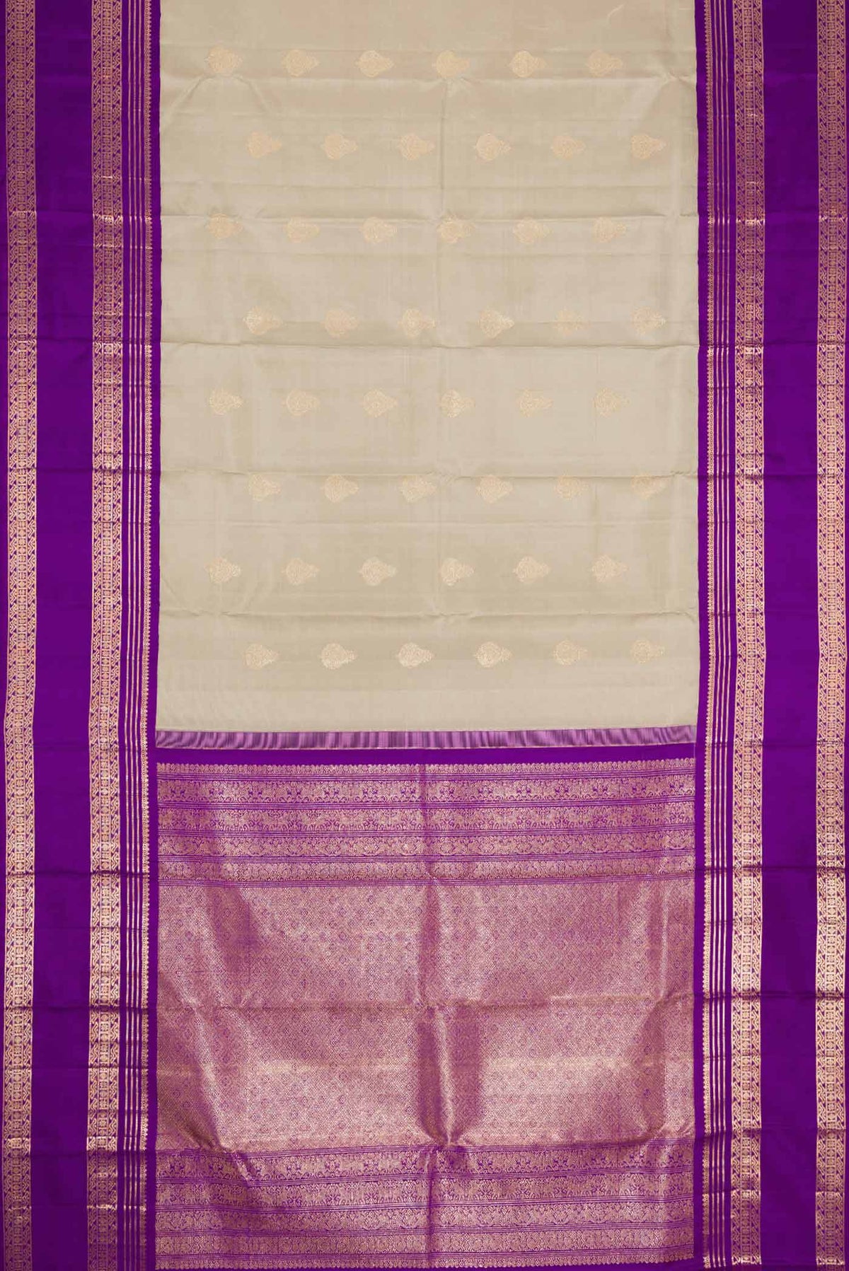 Flat view of Grey Dual Tone Kanchipuram Silk Saree with Zari Butta on the body and Zari Border