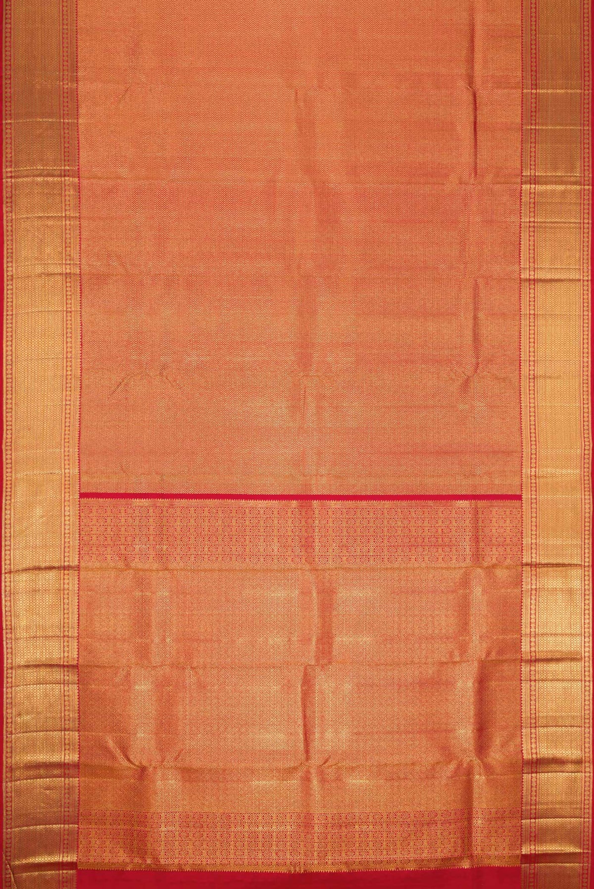 Flat view of Dark Pink Dual Tone Kanchipuram Silk Saree with Zari Brocade on the body and Zari Border. 